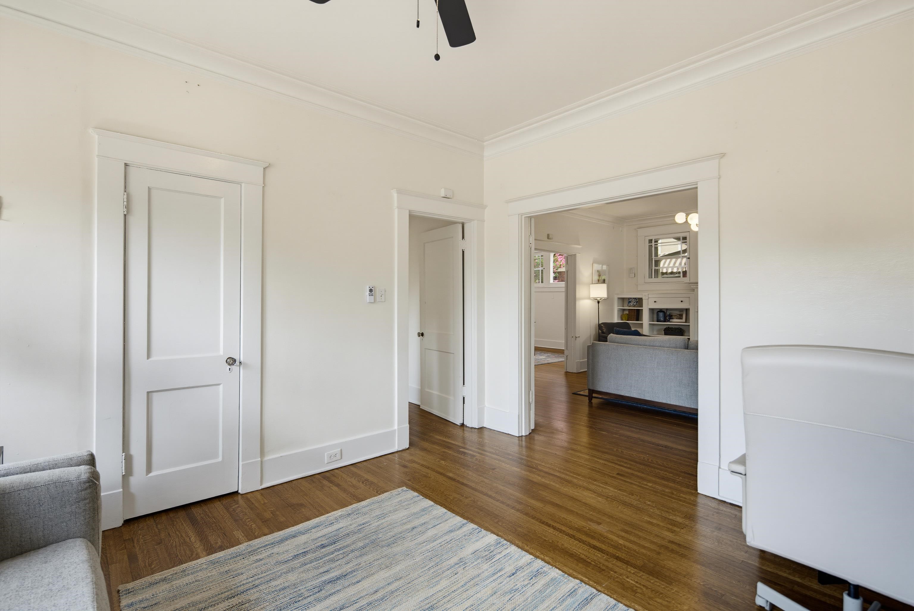 1852 Lyndale Ave Property Photo 13
