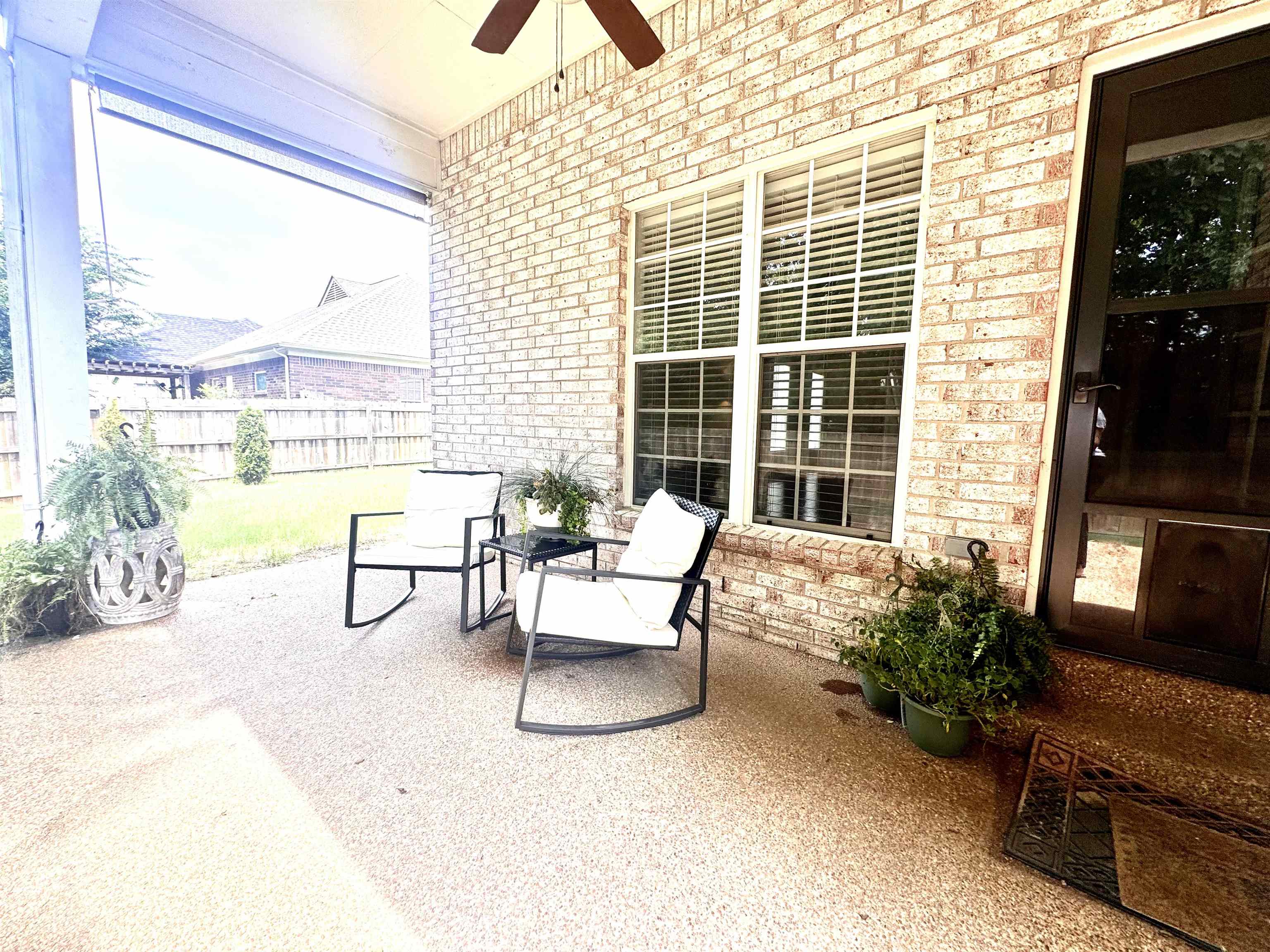 8147 Fleets Run Dr Property Photo 3