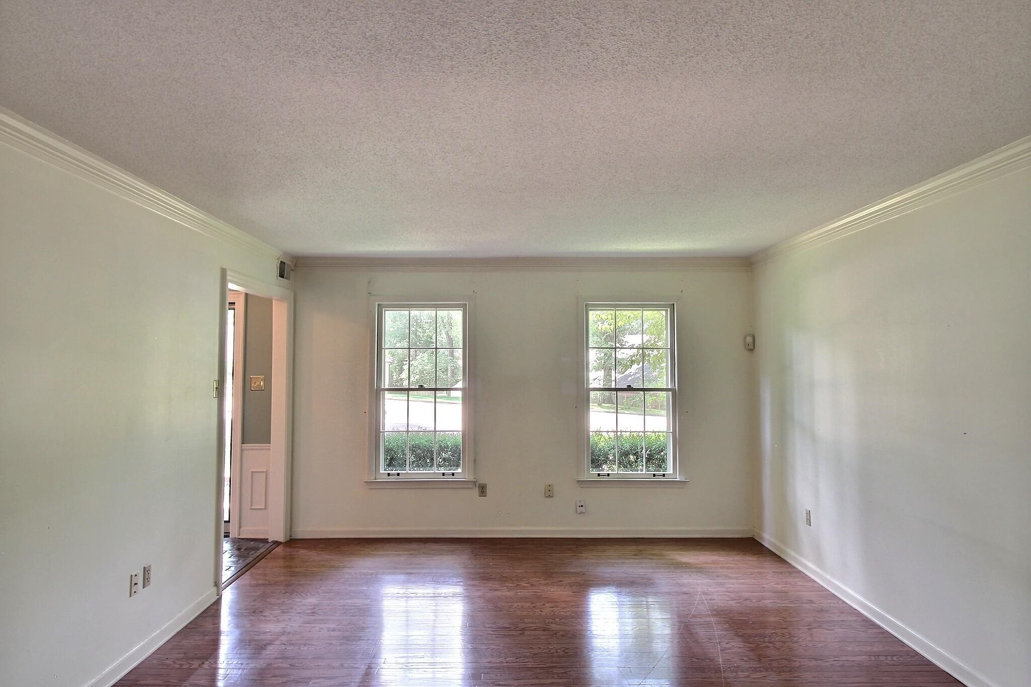 7982 Dovie Ln Property Photo 7
