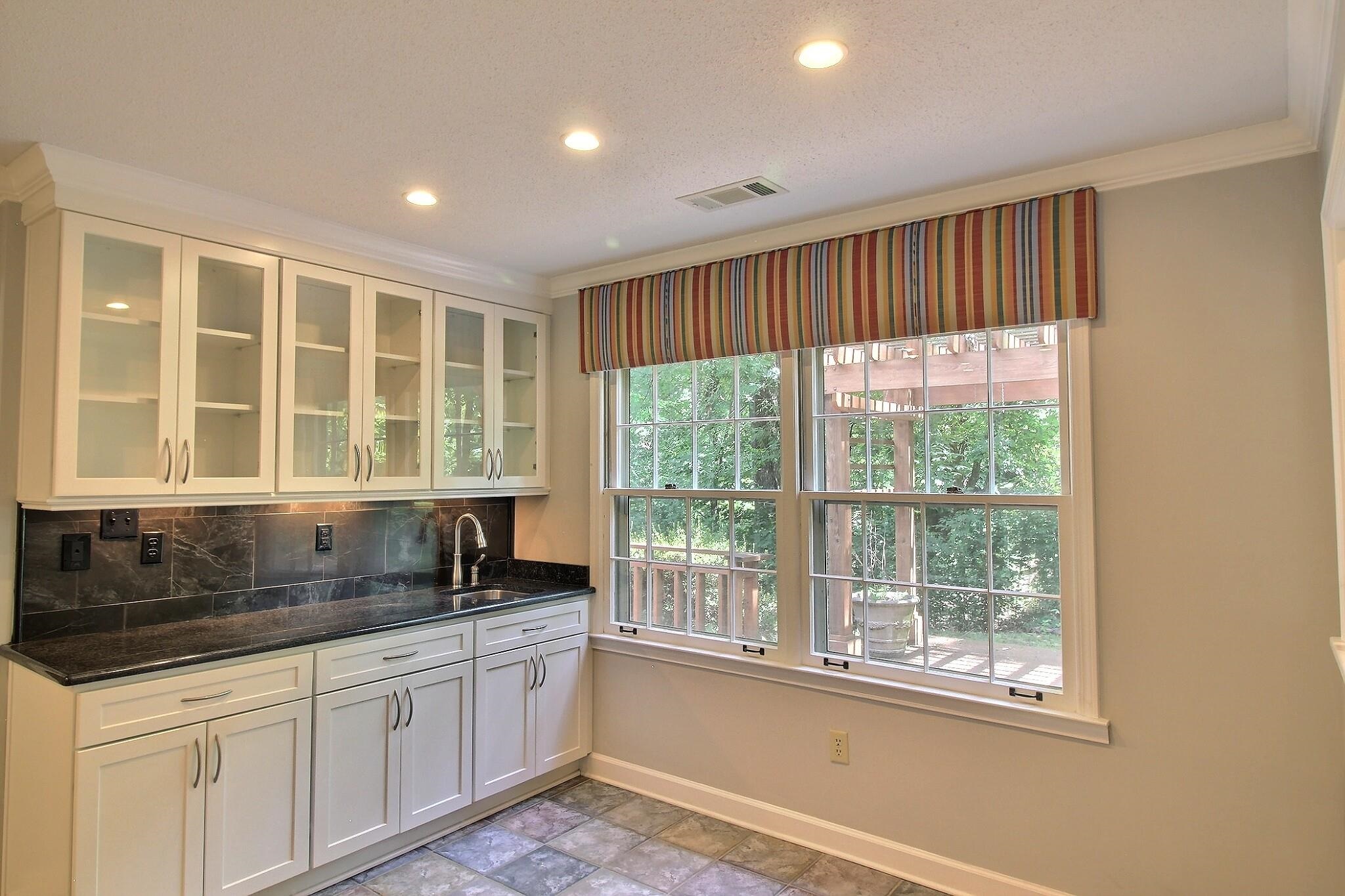 7982 Dovie Ln Property Photo 11