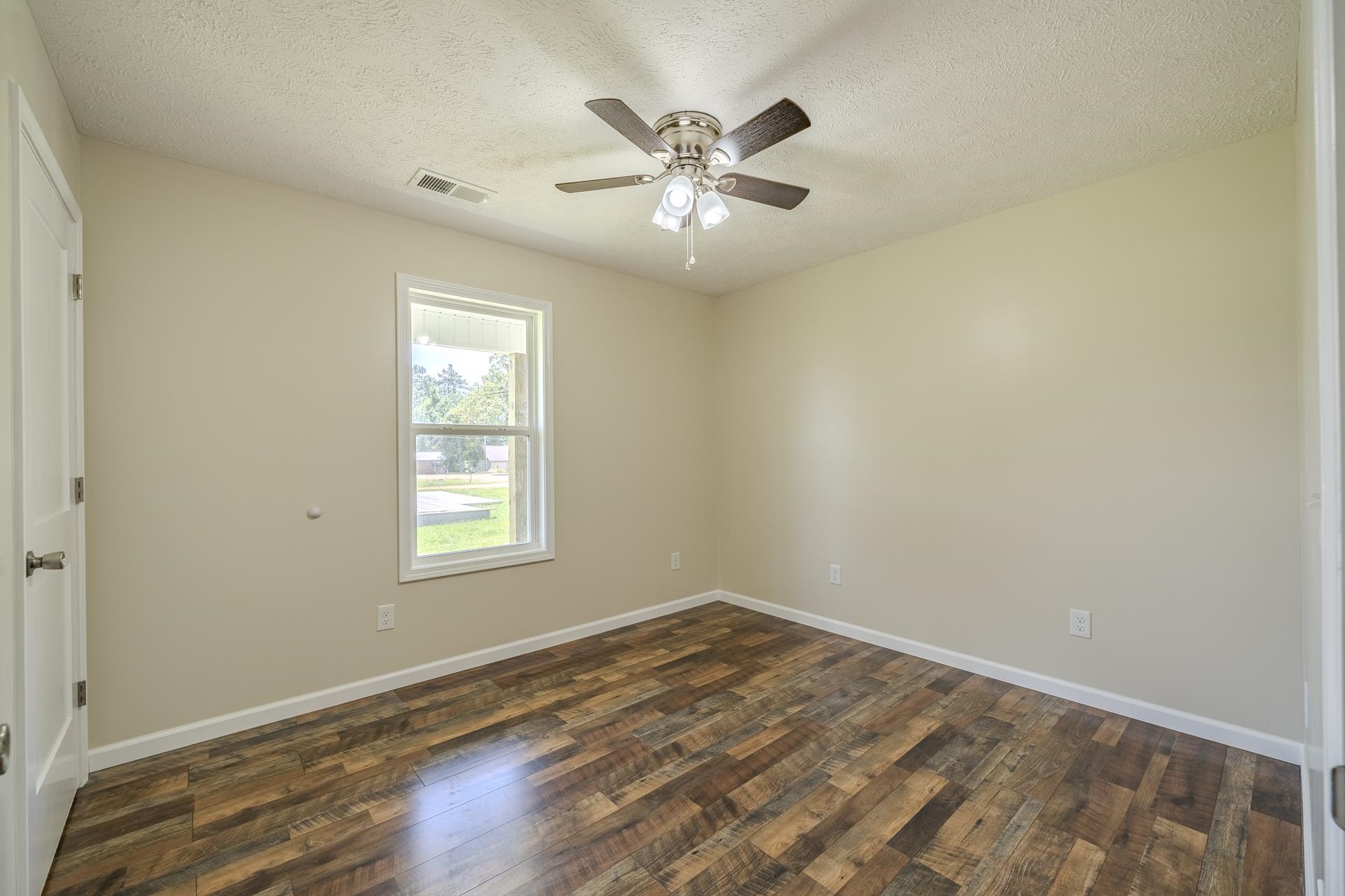 231 Clausel Ln Property Photo 17
