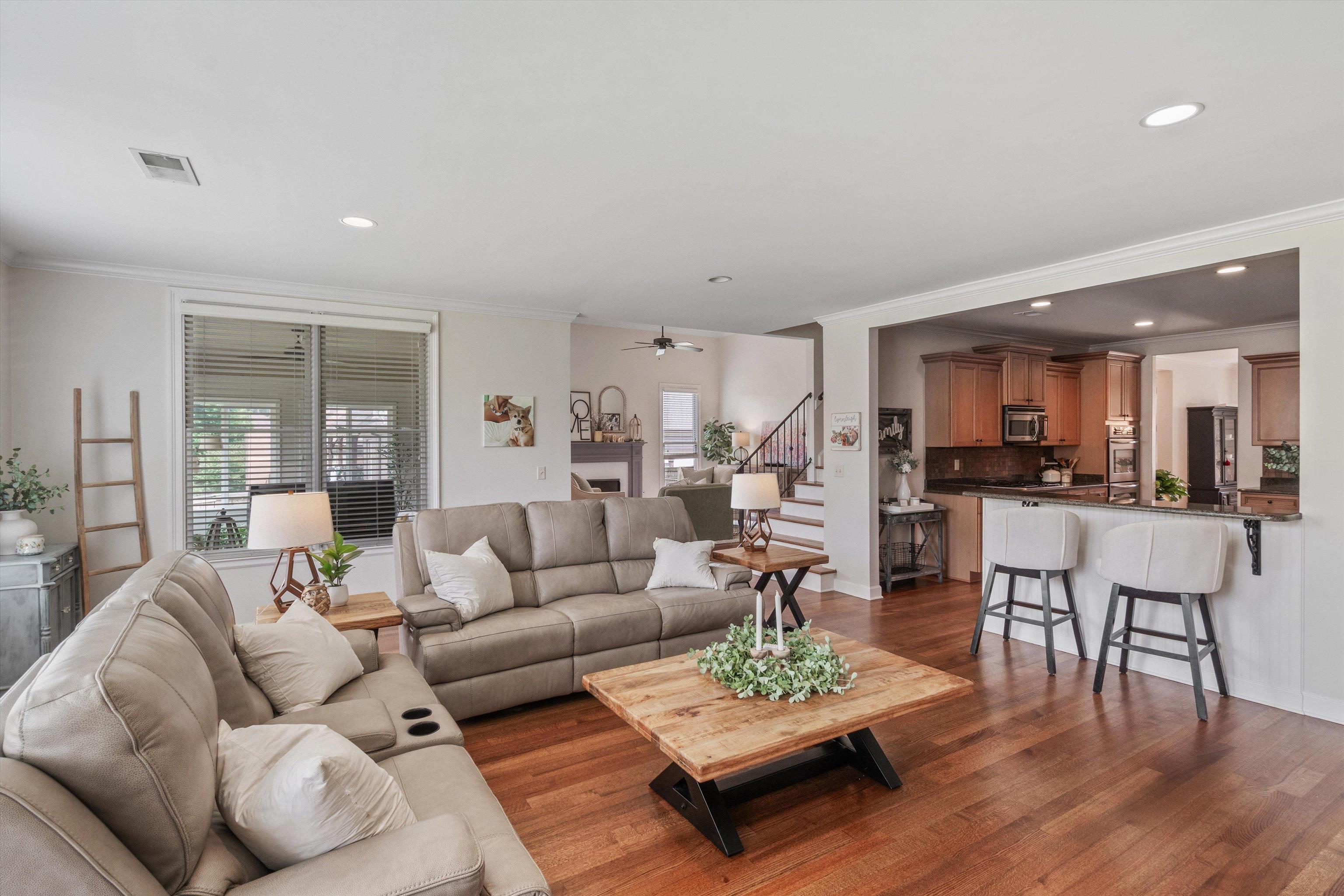 10200 Ivy Oak Dr Property Photo 10