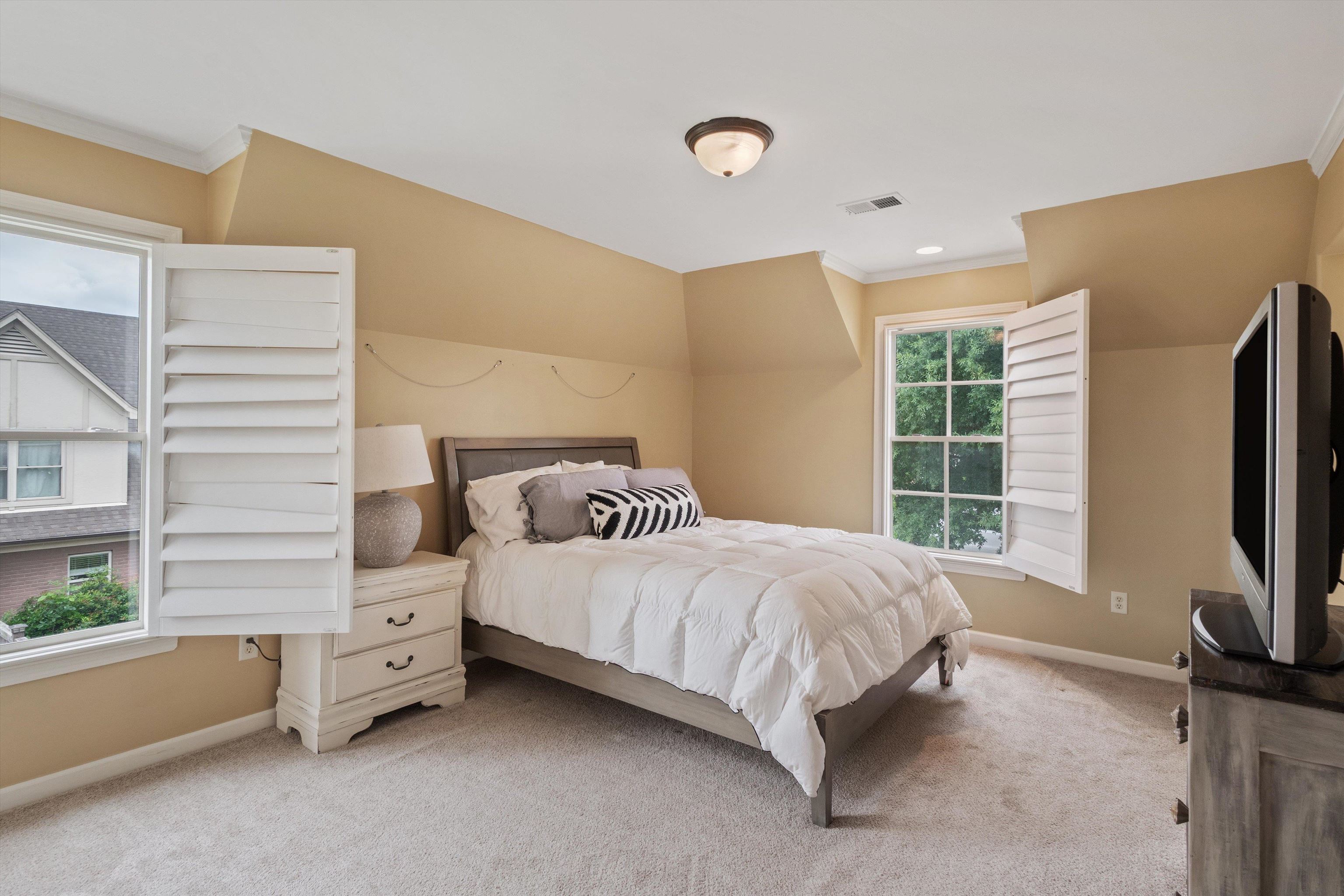 10200 Ivy Oak Dr Property Photo 27