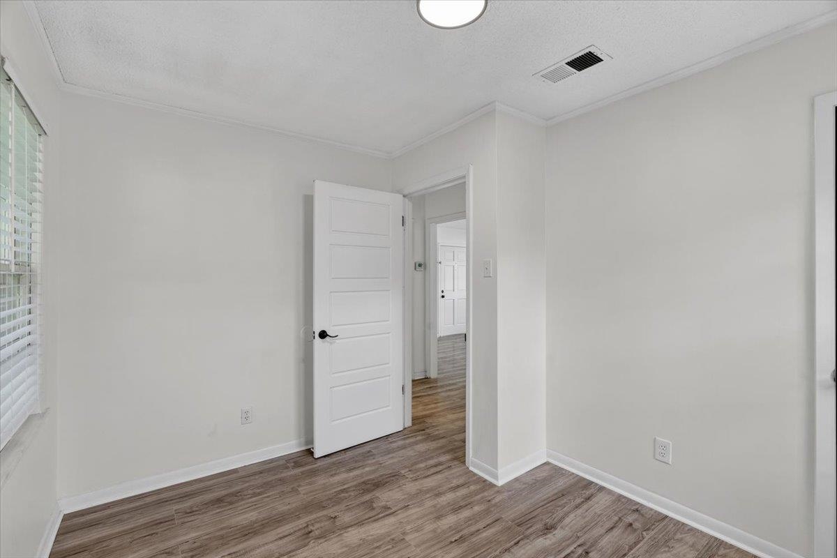 2717 Merle St Property Photo 10