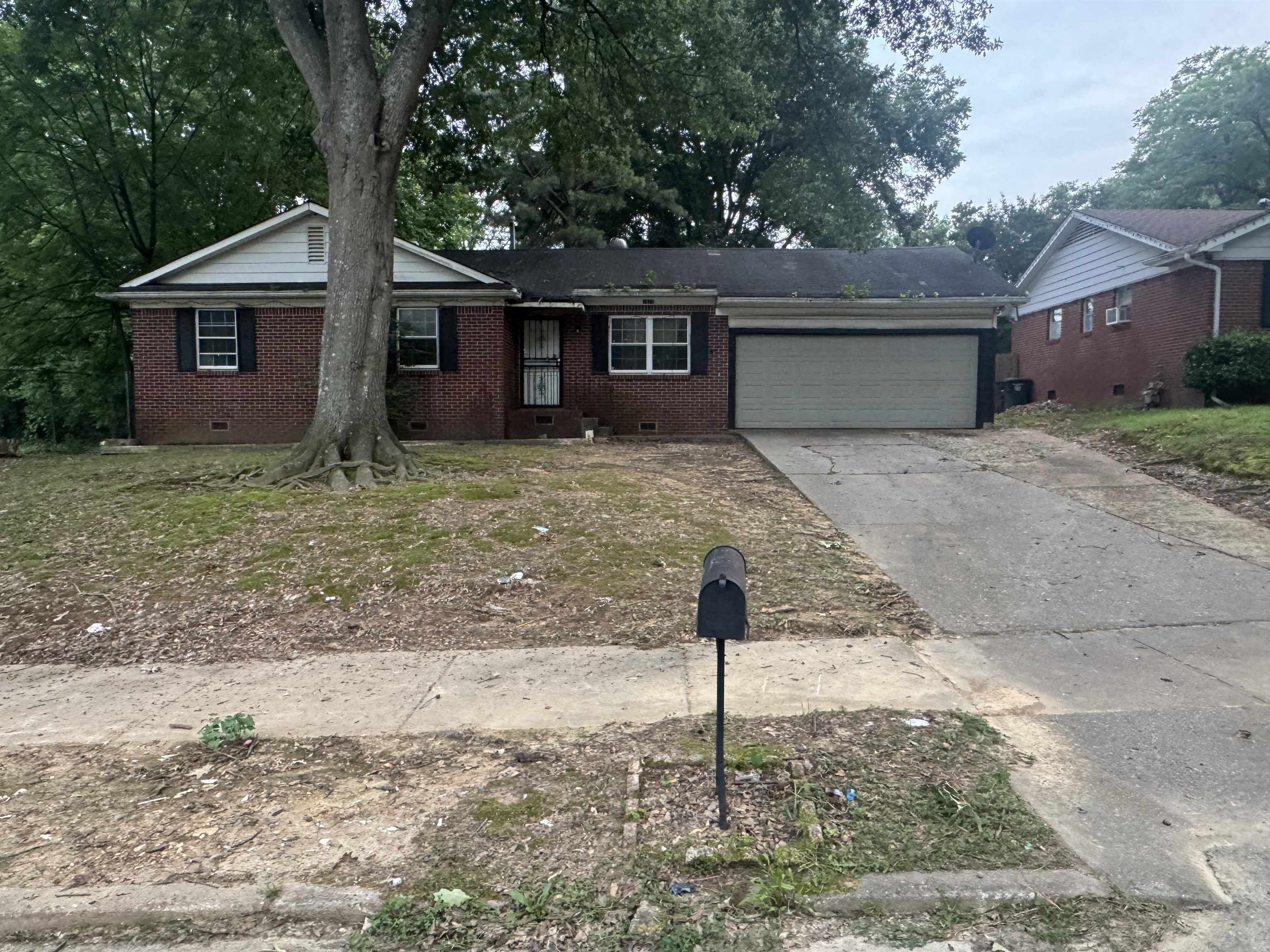 1919 Warner Dr Property Photo 1