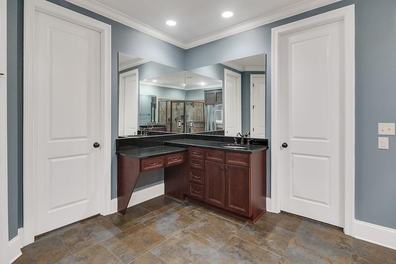 10227 Matwood Oak Dr Property Photo 24