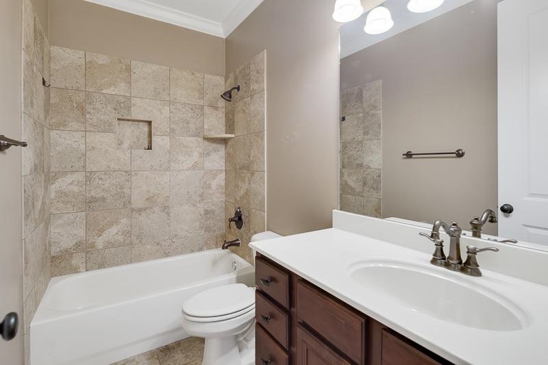 10227 Matwood Oak Dr Property Photo 27