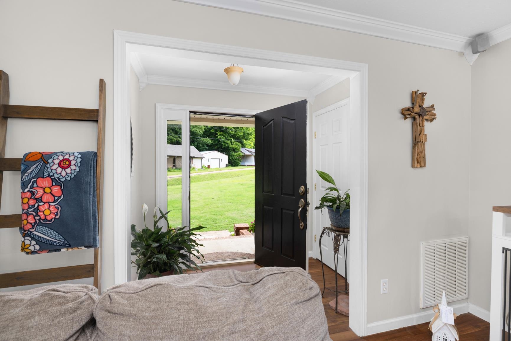 1353 Baskins Rd Property Photo 6
