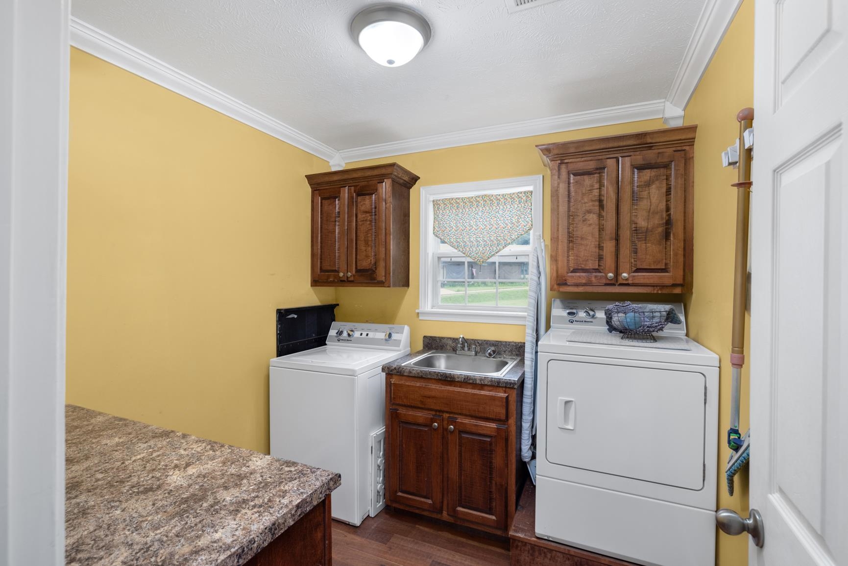 1353 Baskins Rd Property Photo 28