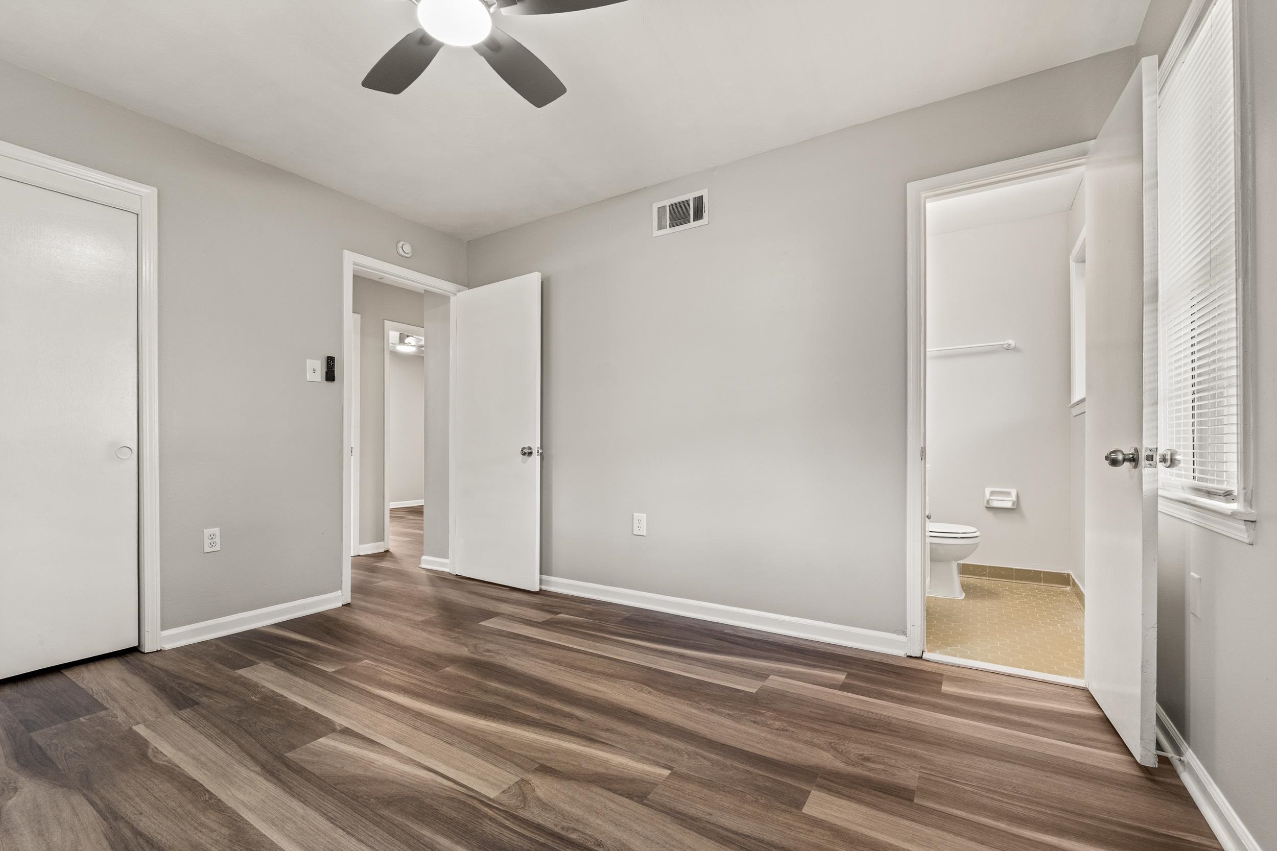 3420 Gladstone Cv Property Photo 18