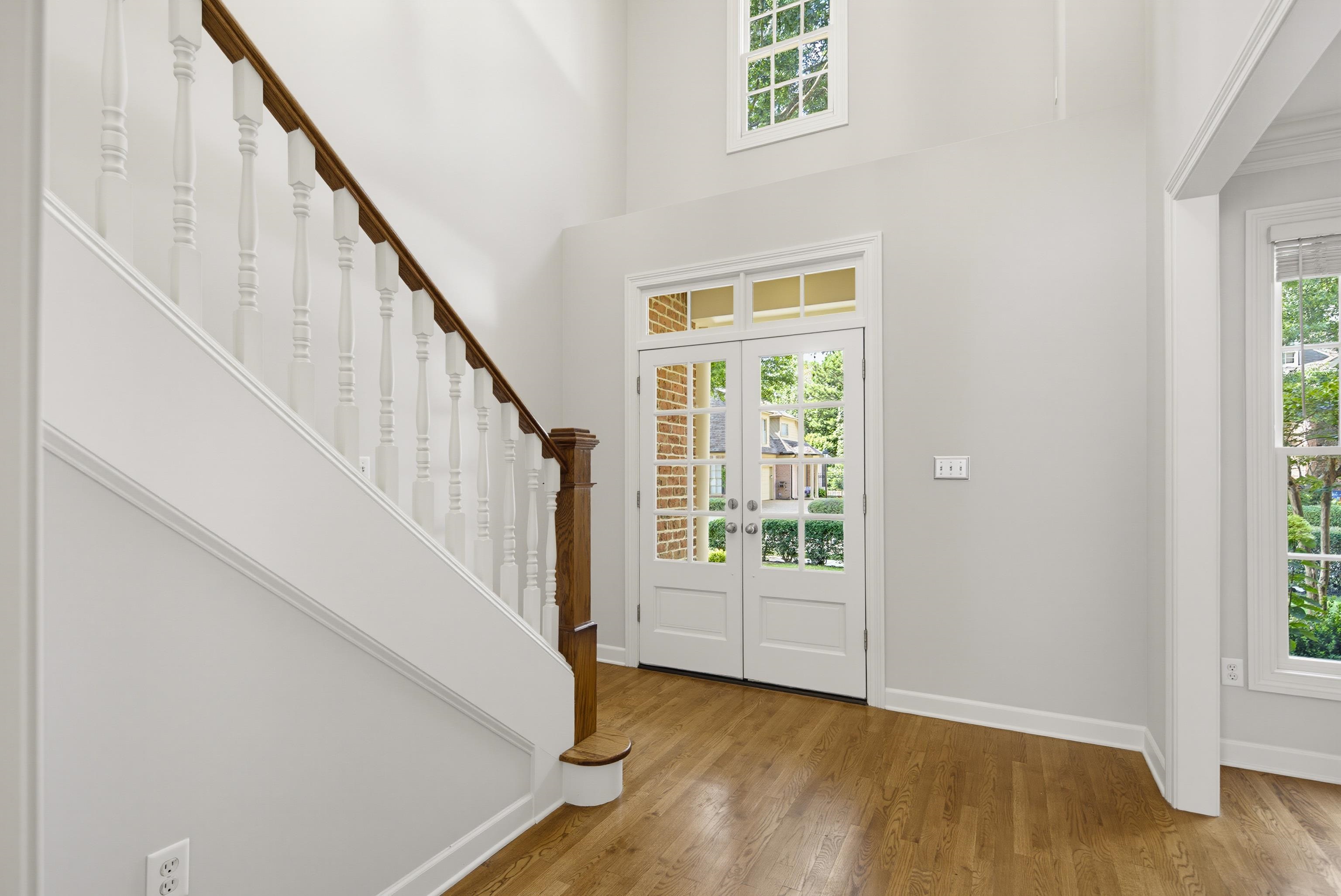 1817 Liles Ln Property Photo 3