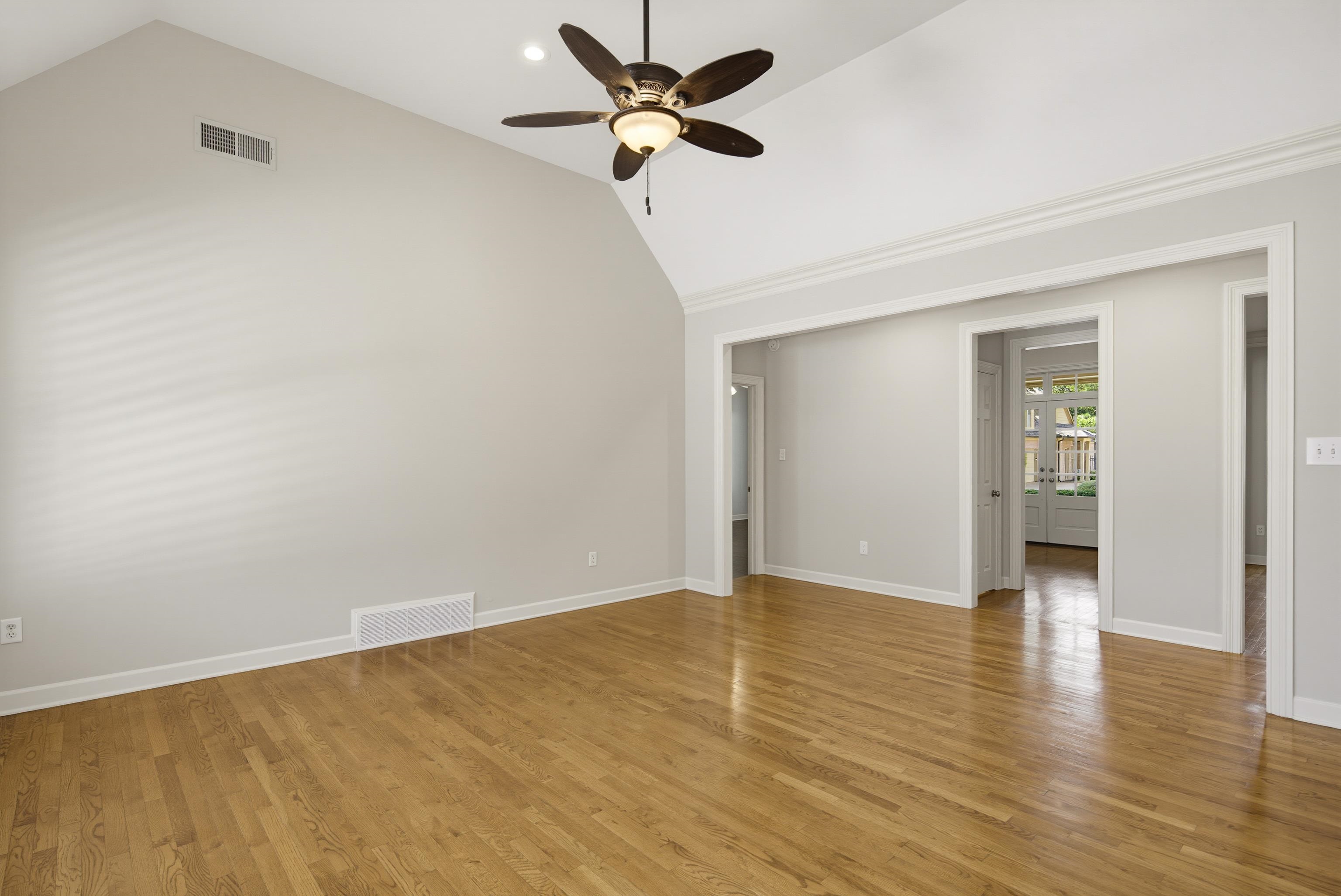 1817 Liles Ln Property Photo 12