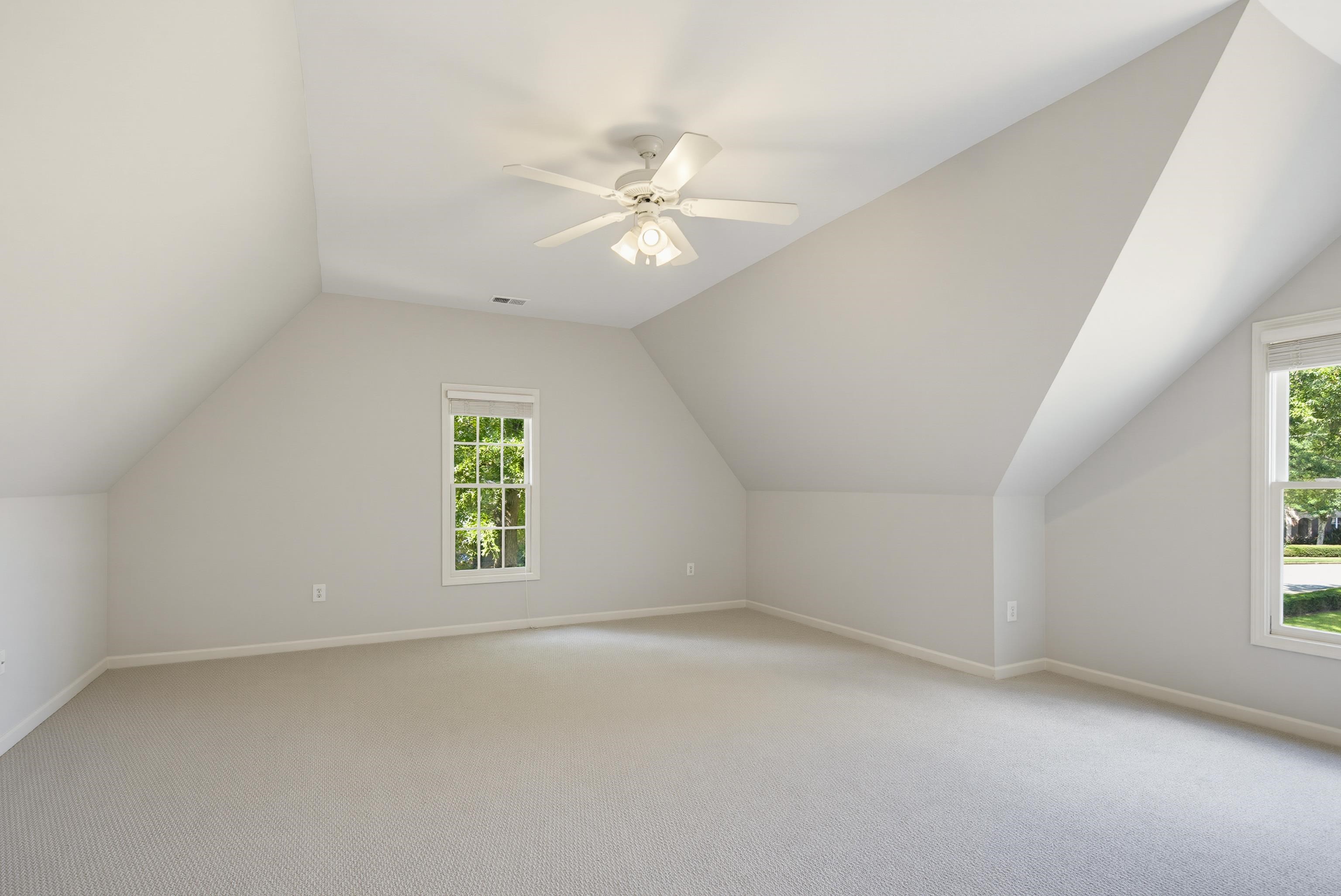 1817 Liles Ln Property Photo 26