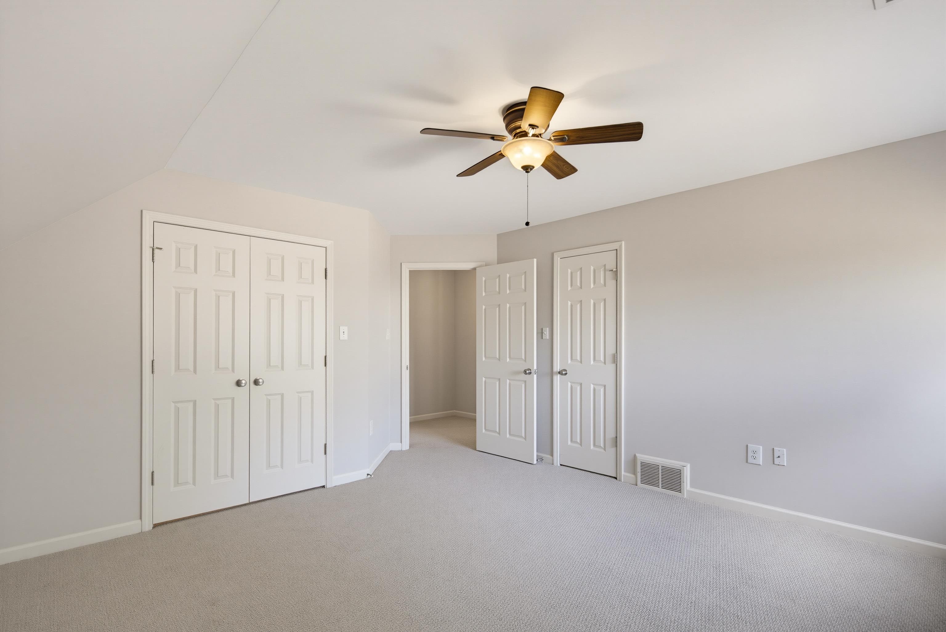 1817 Liles Ln Property Photo 29