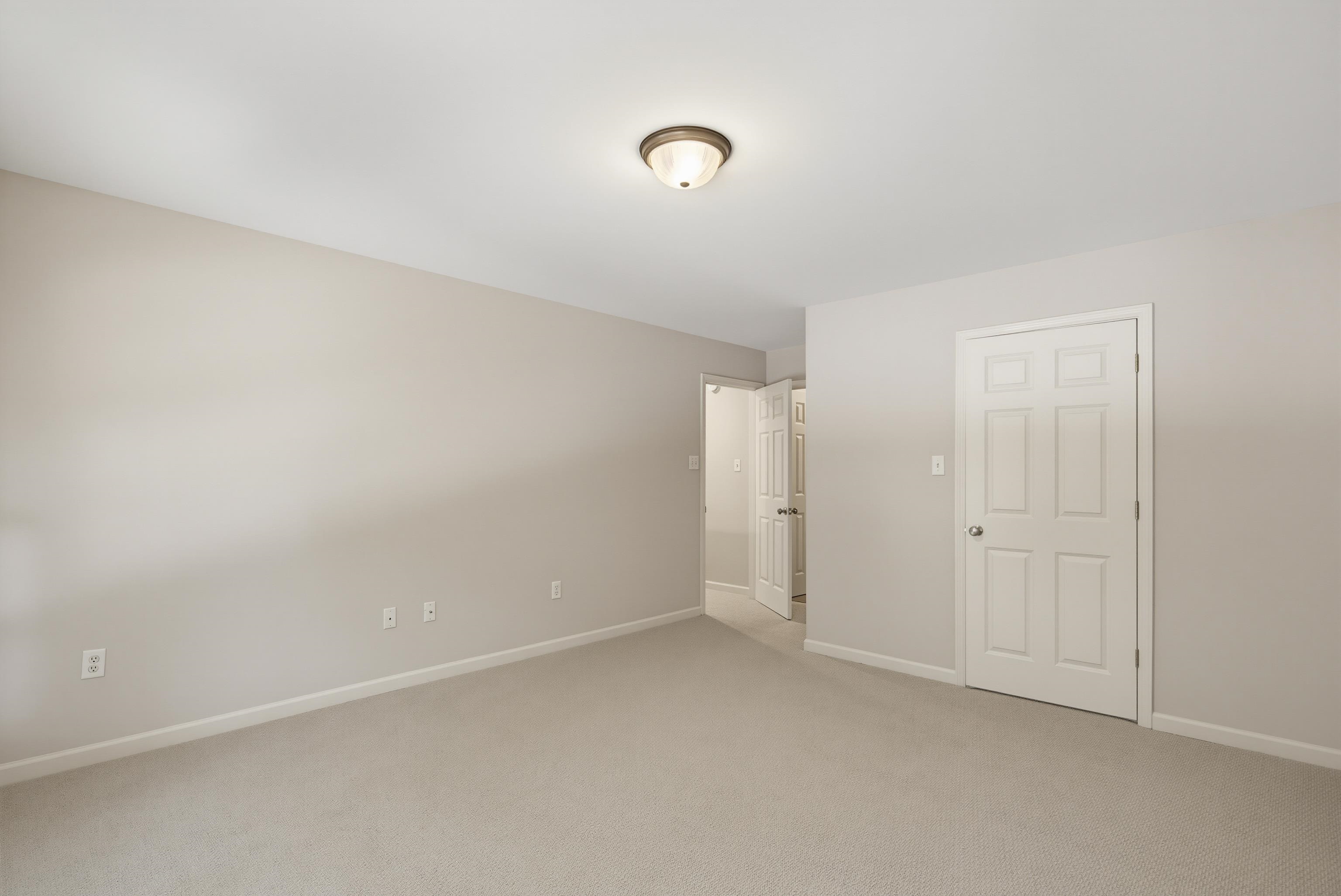 1817 Liles Ln Property Photo 32