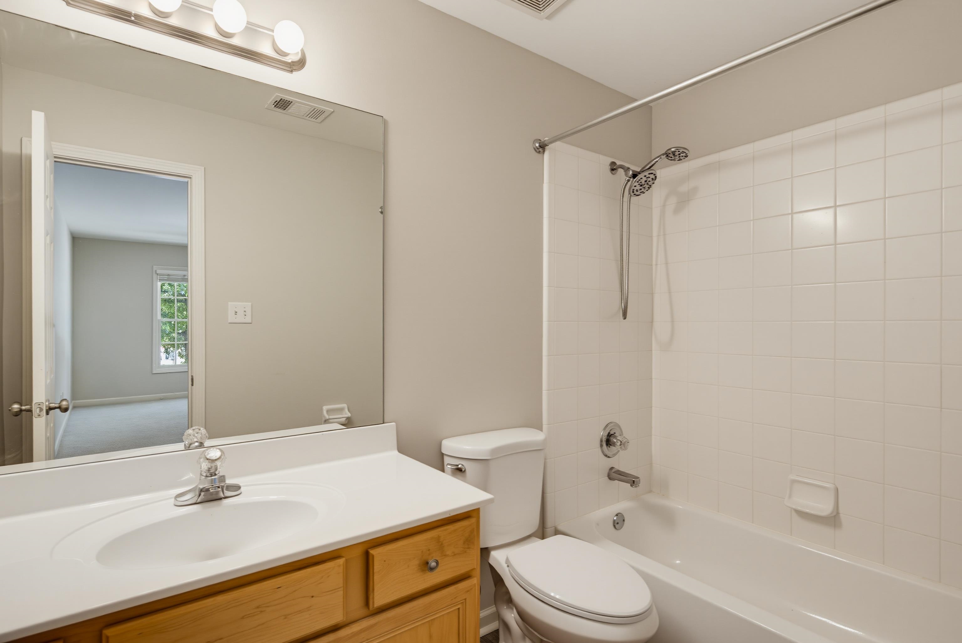 1817 Liles Ln Property Photo 33