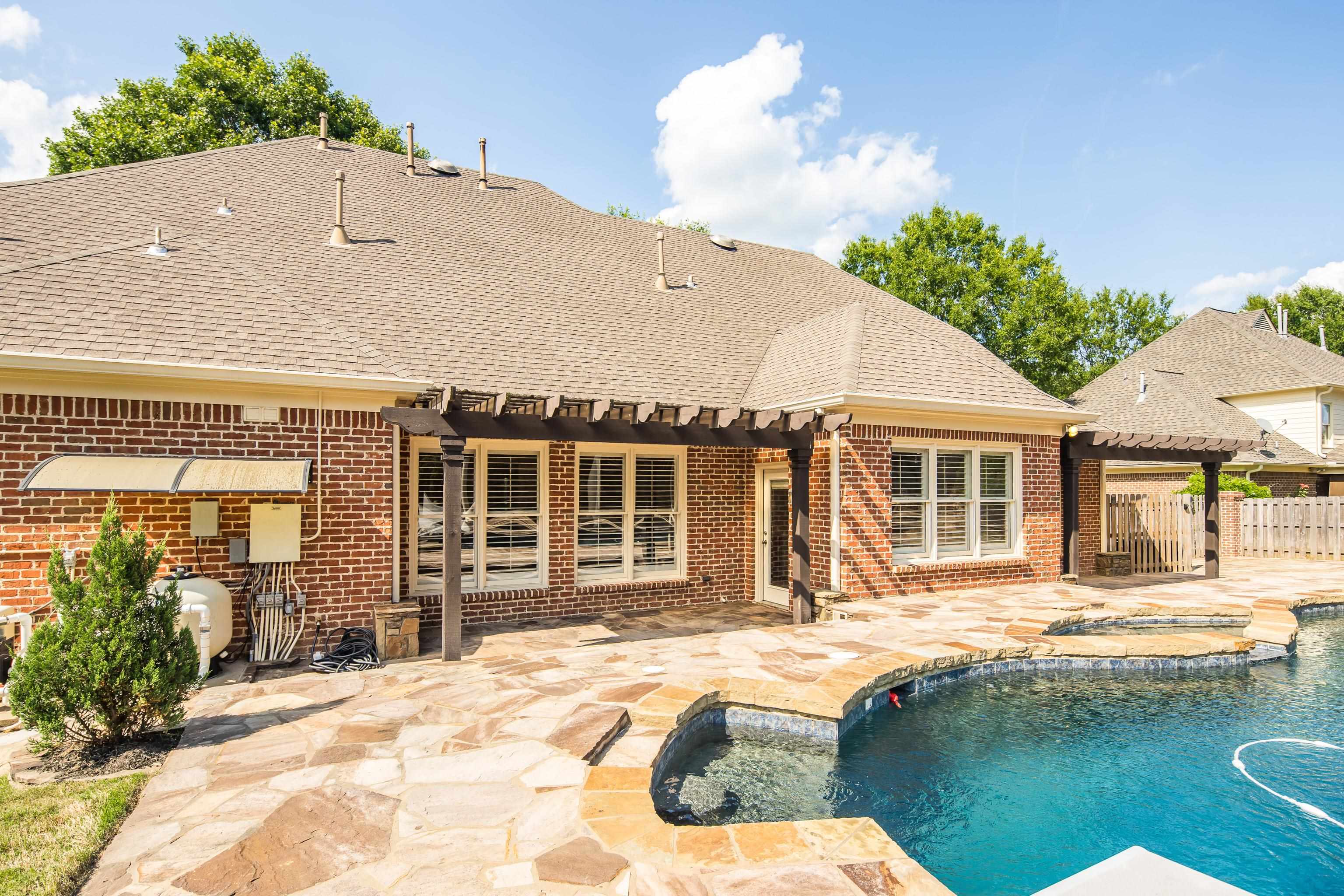 1817 Liles Ln Property Photo 39