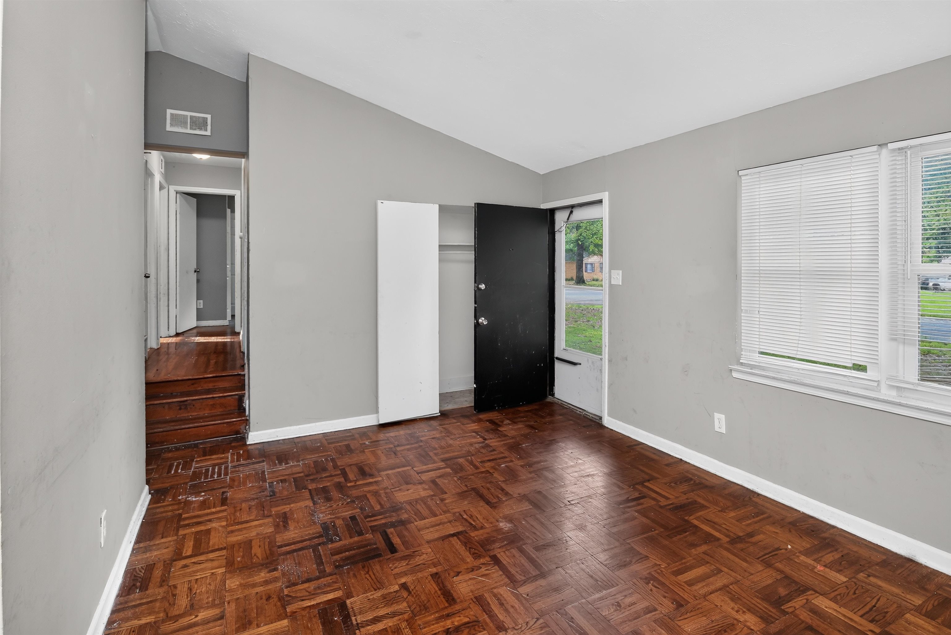 5423 Lexie St Property Photo 5
