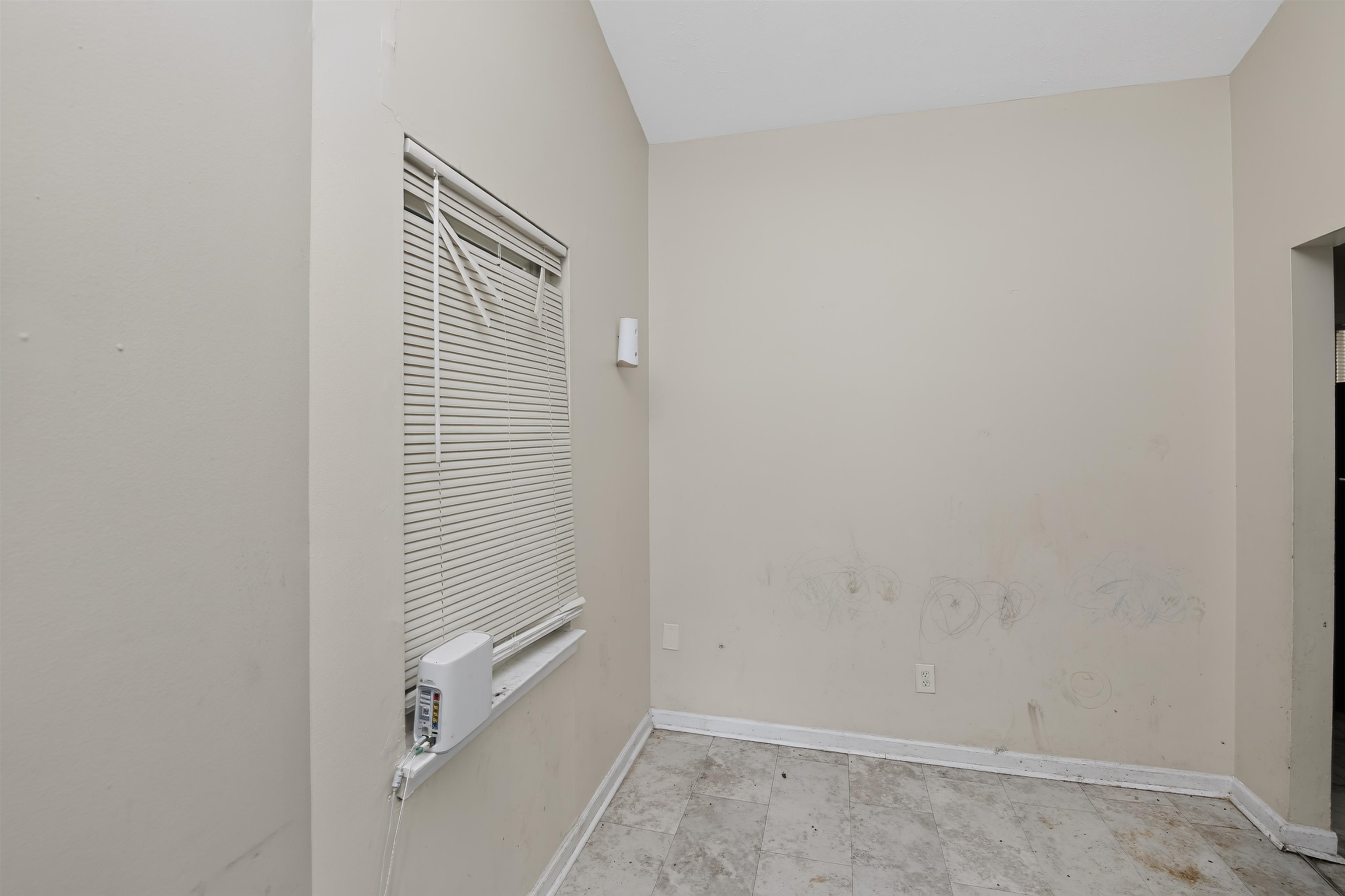 5423 Lexie St Property Photo 8