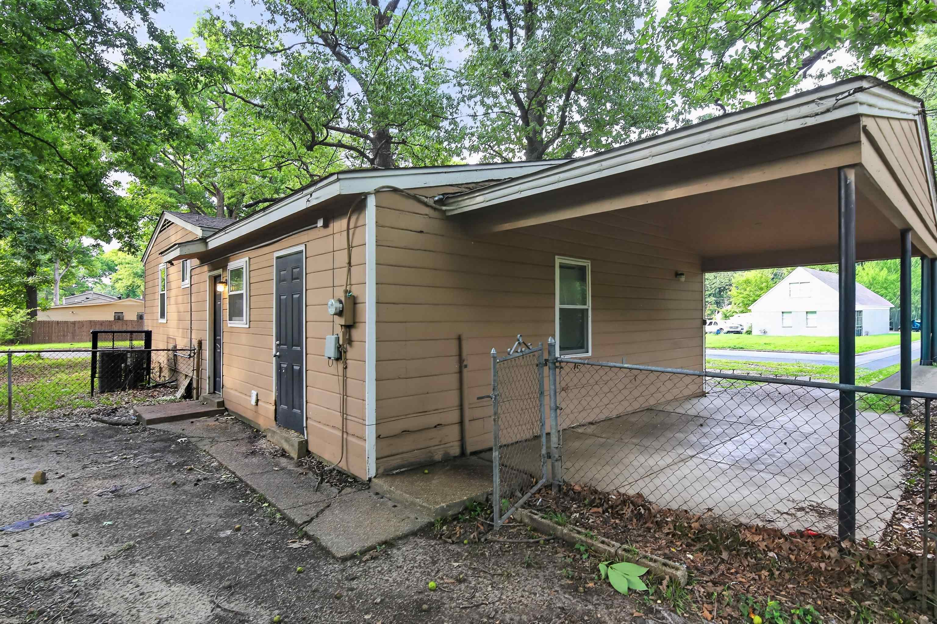 5423 Lexie St Property Photo 17