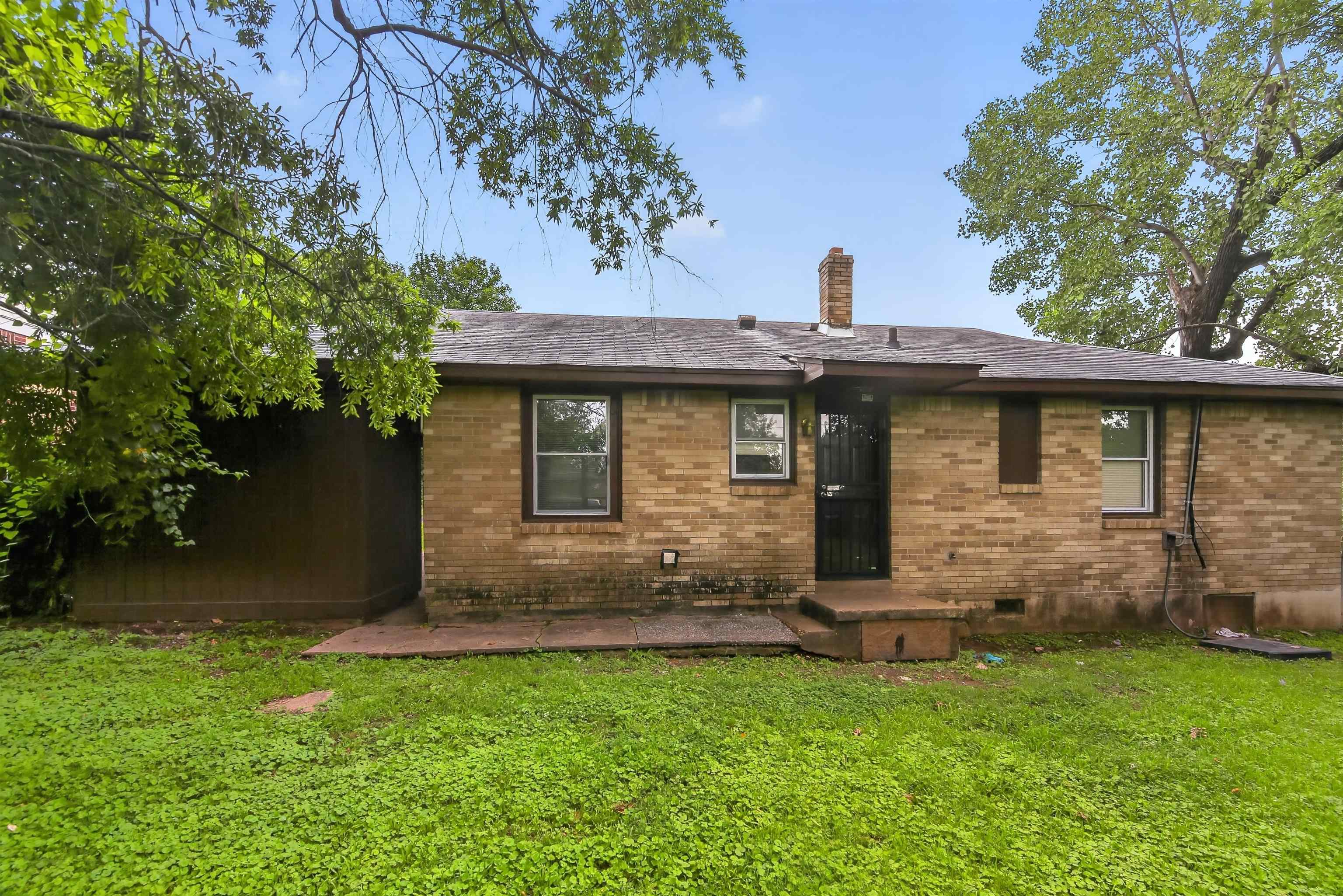 4622 Windward Dr Property Photo 6