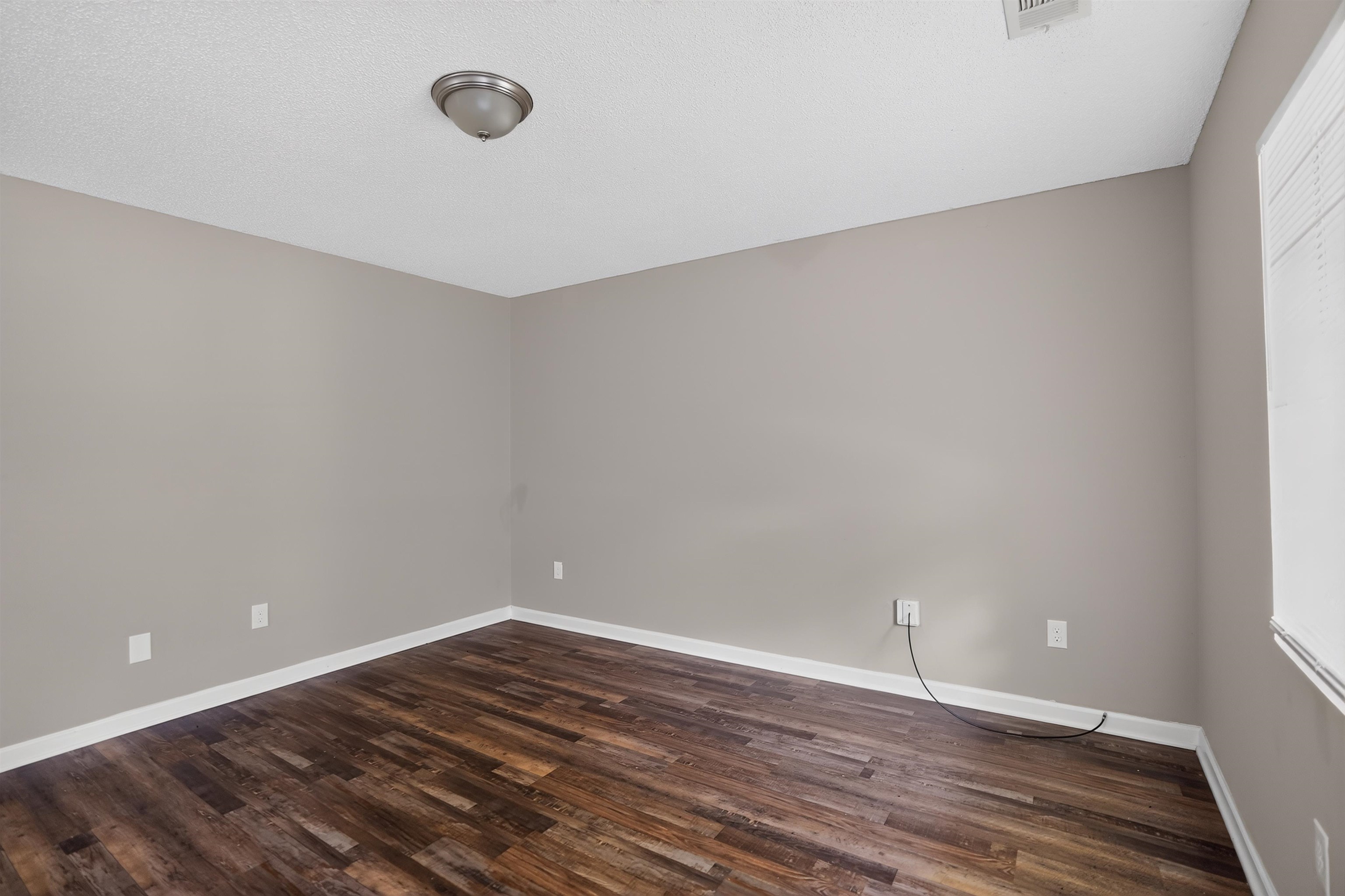 3871 Fizer Ave Property Photo 9