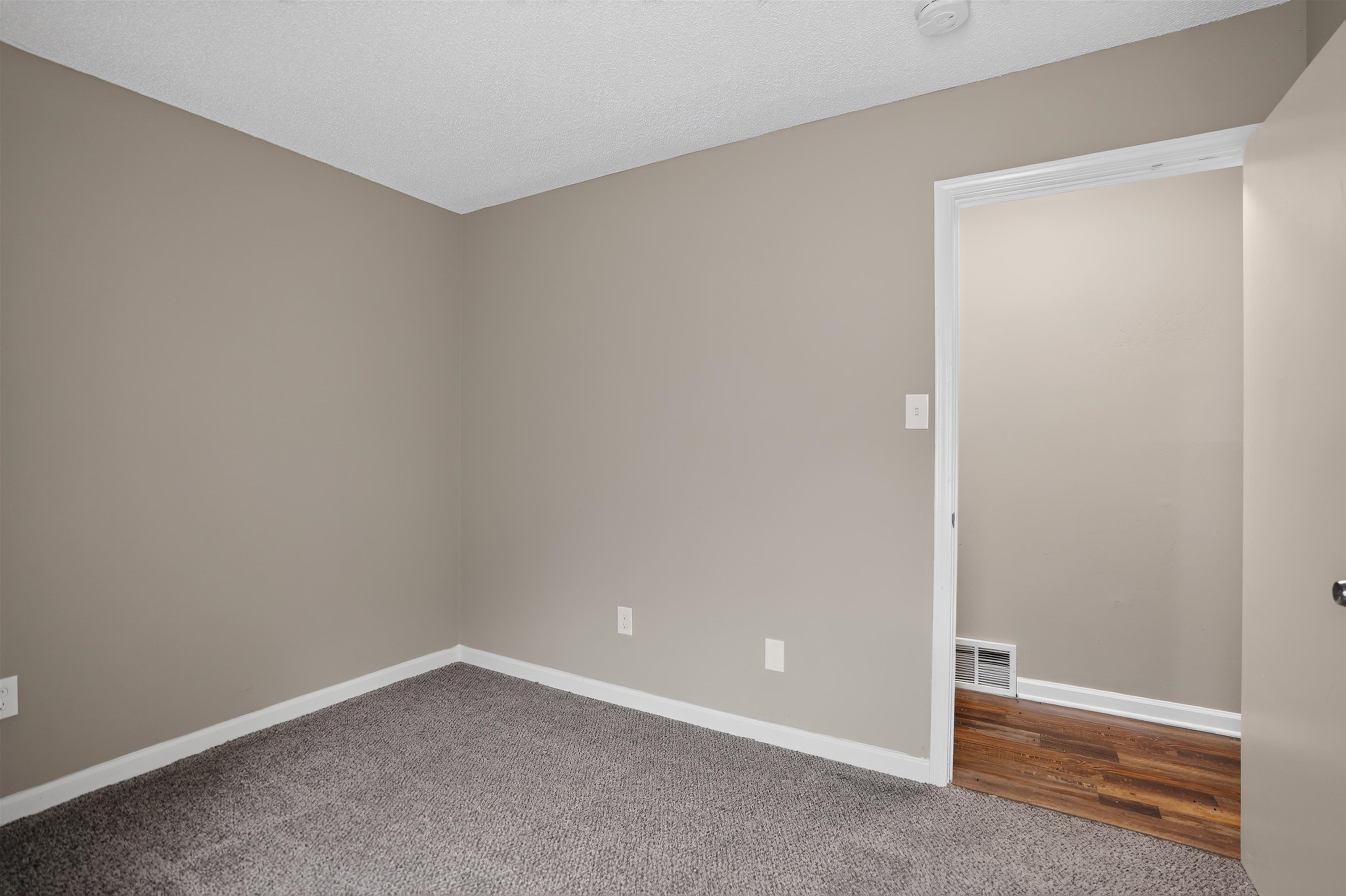 3871 Fizer Ave Property Photo 27