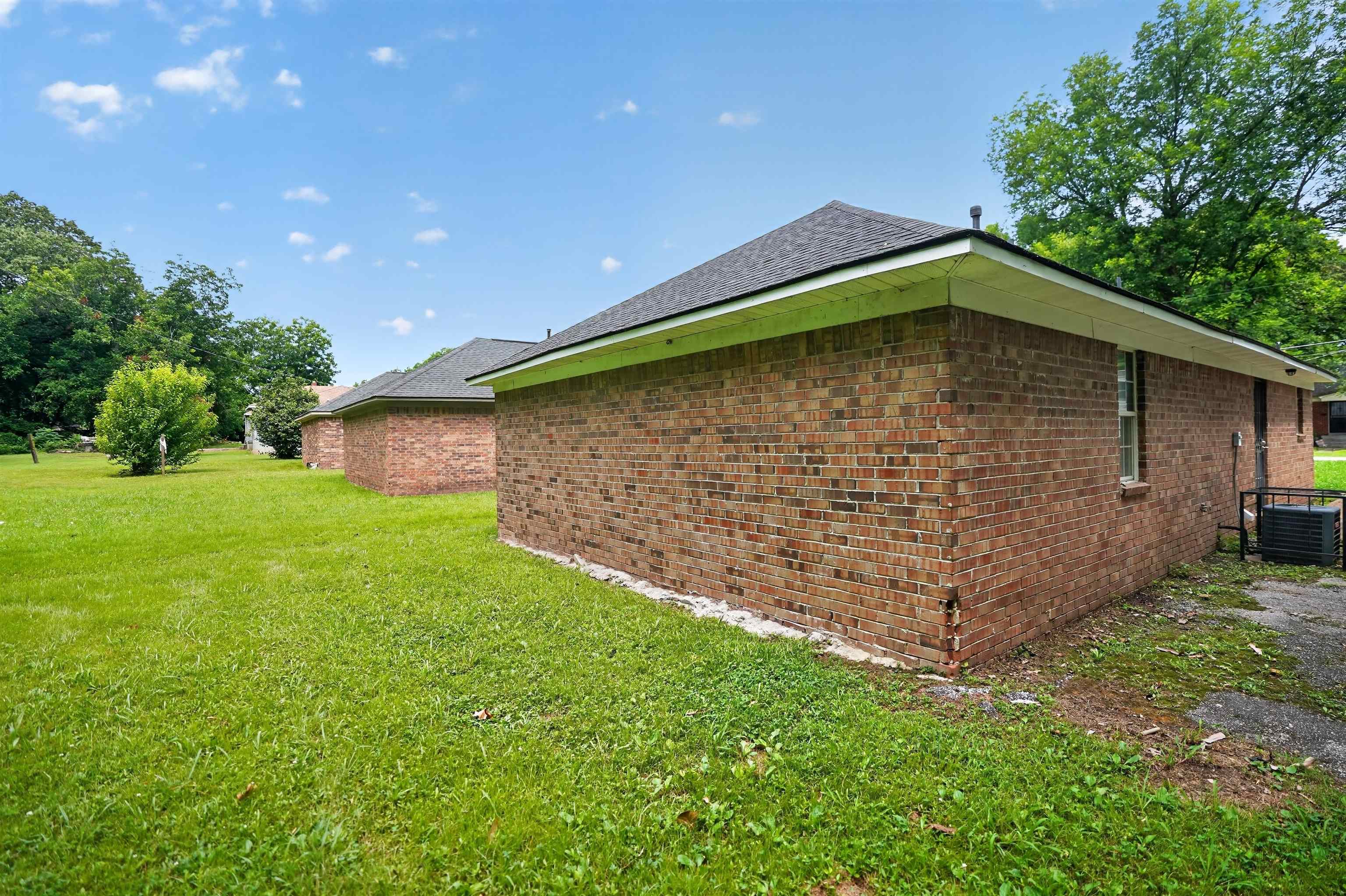 3871 Fizer Ave Property Photo 31