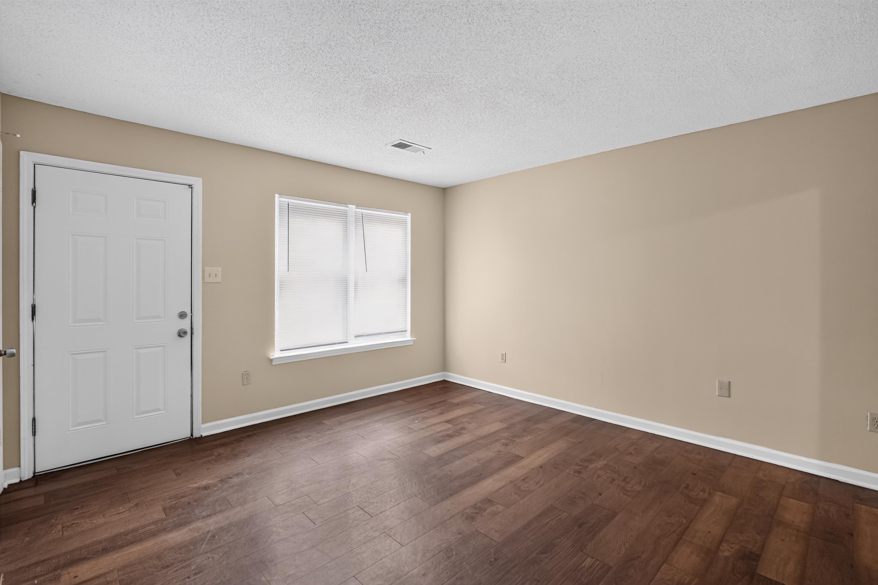 3433 Beech Grove Rd Property Photo 6