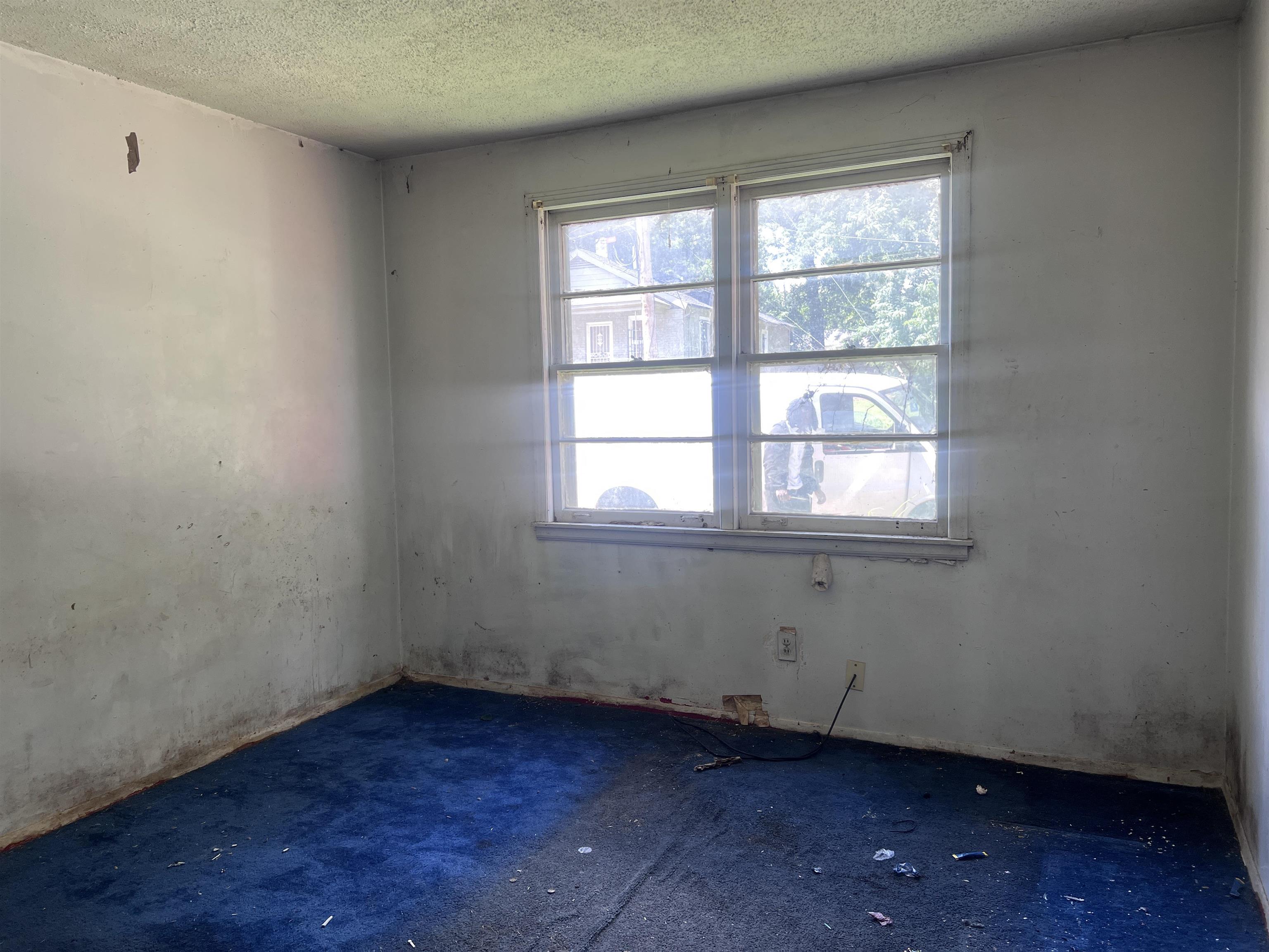 2157 Wabash Ave Property Photo 7