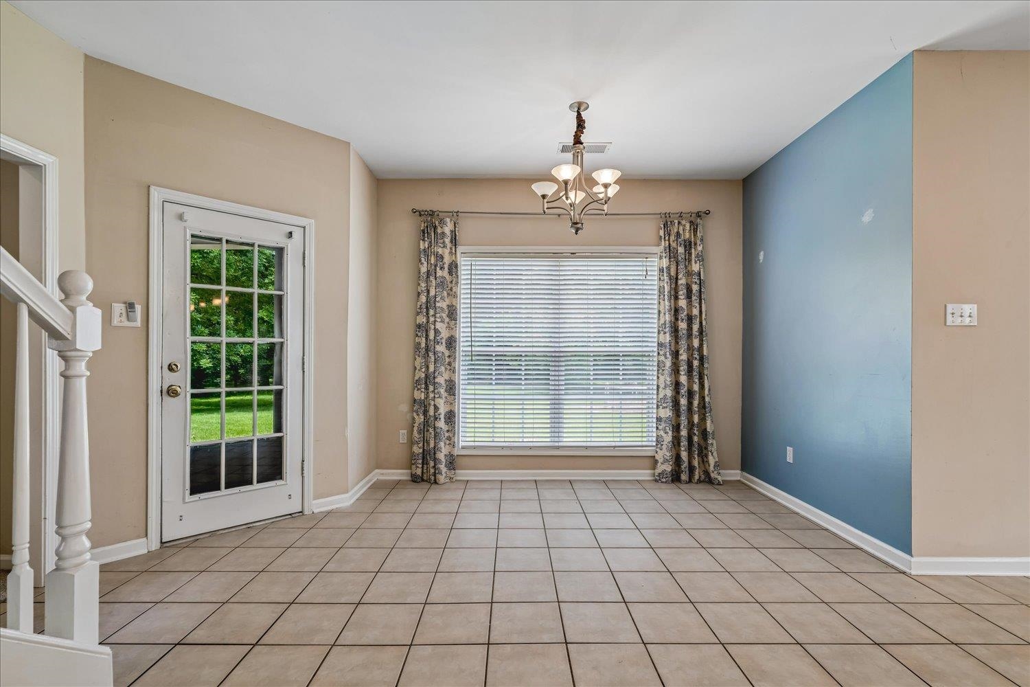 130 Woodmont Dr Property Photo 13