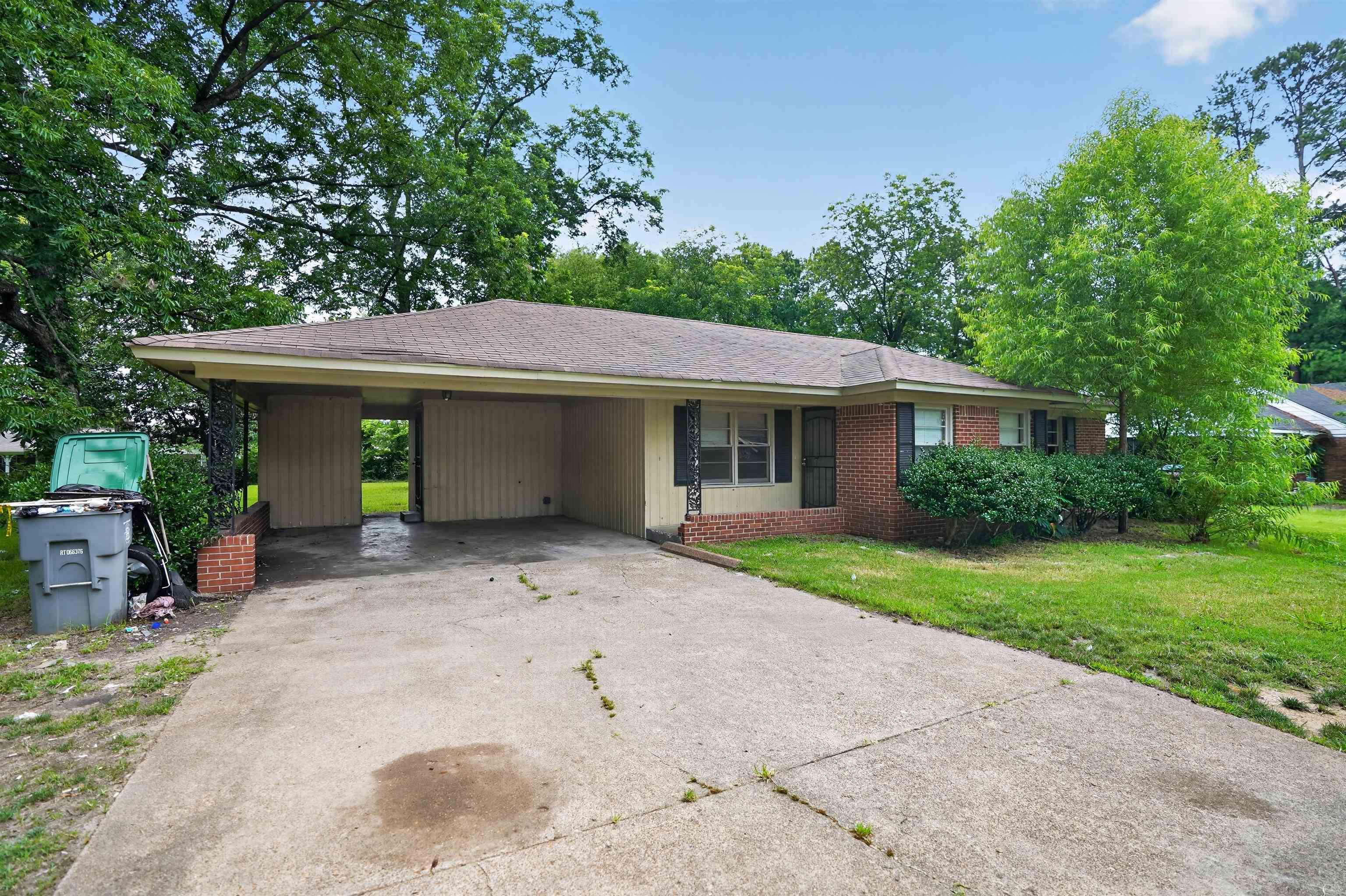 4424 MICKEY DR Property Photo 1