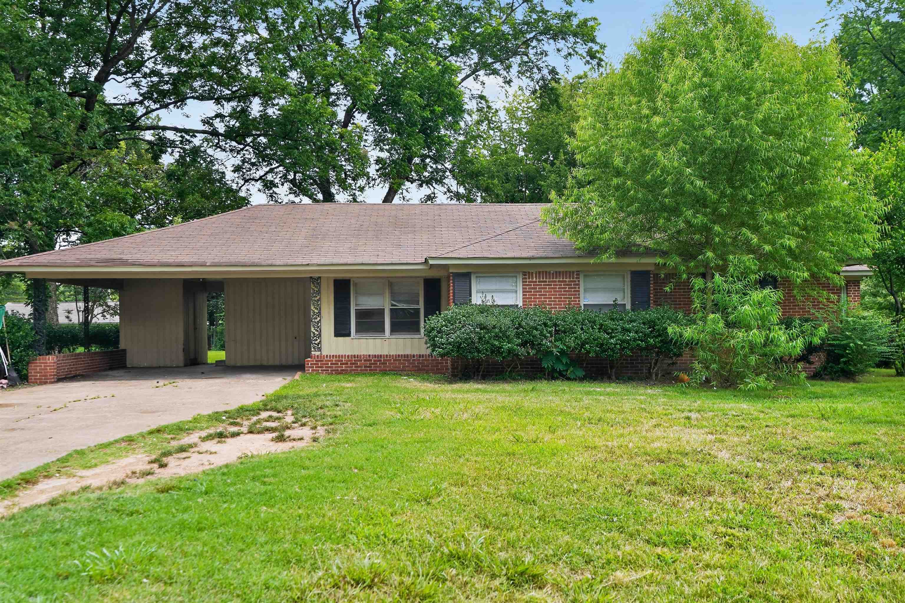 4424 Mickey Dr Property Photo 3