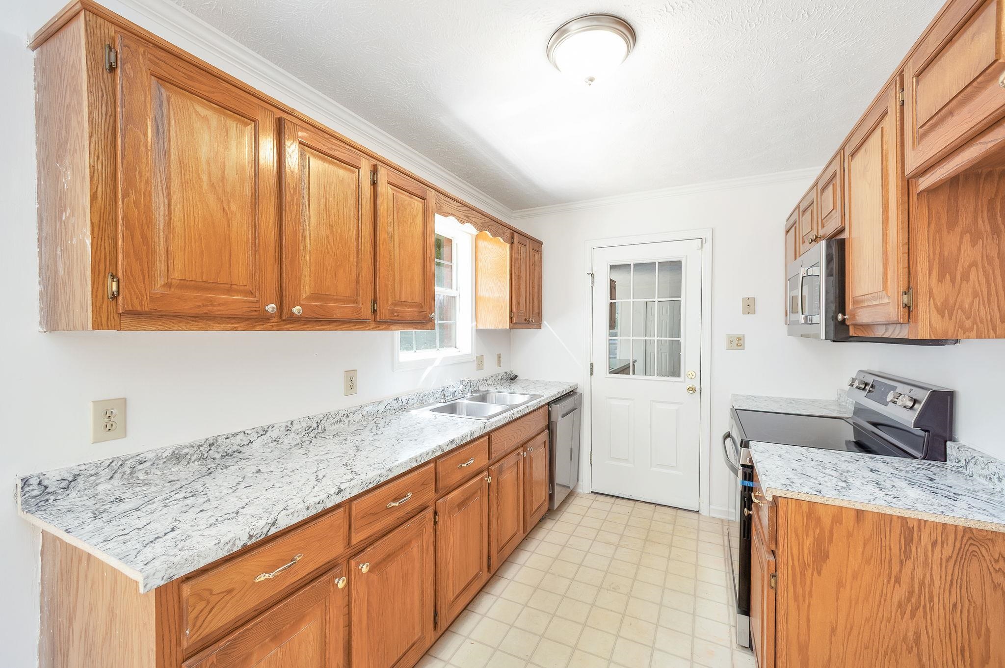 34 Valleyfield Cv Property Photo 10