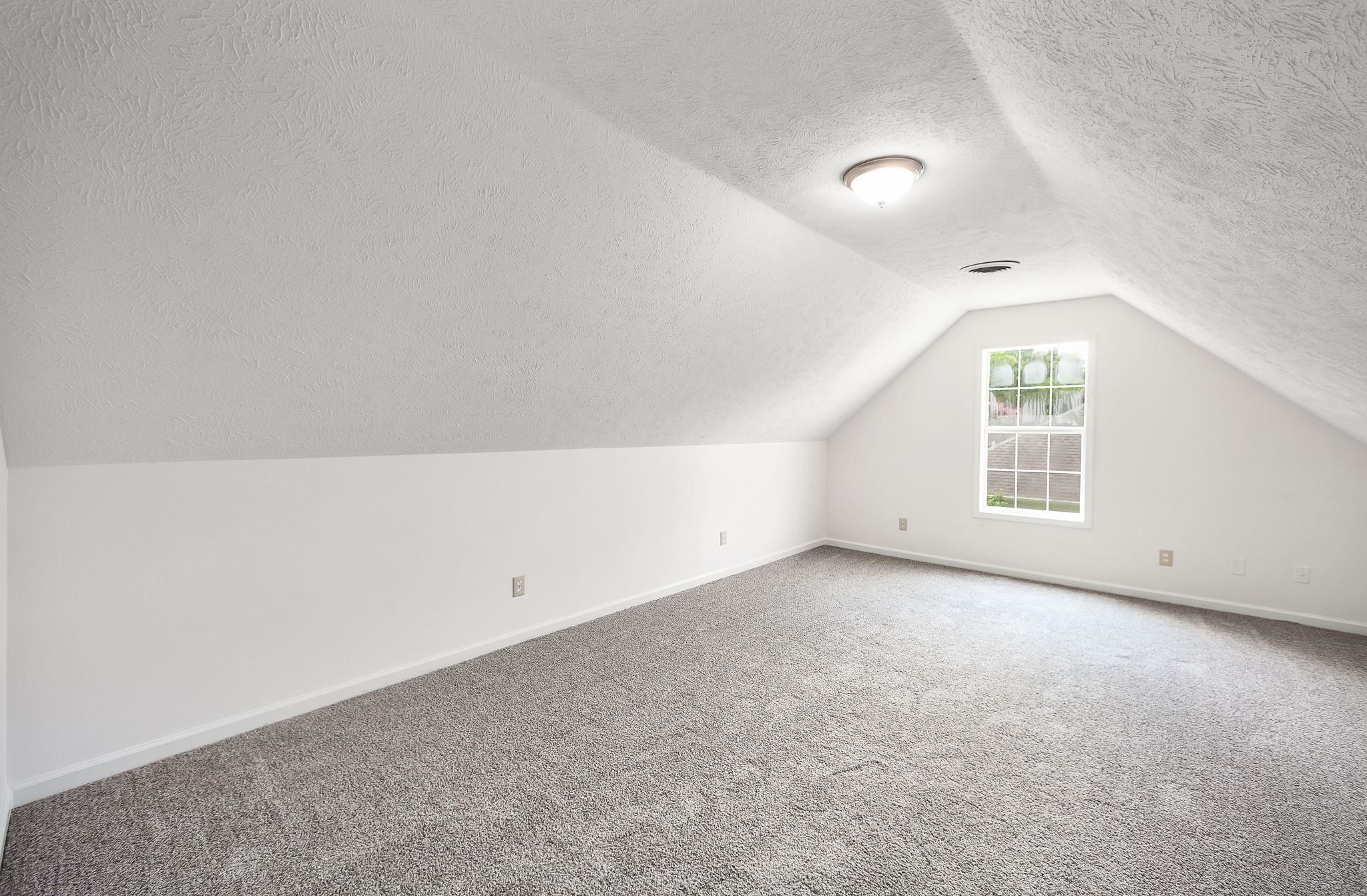 34 Valleyfield Cv Property Photo 14