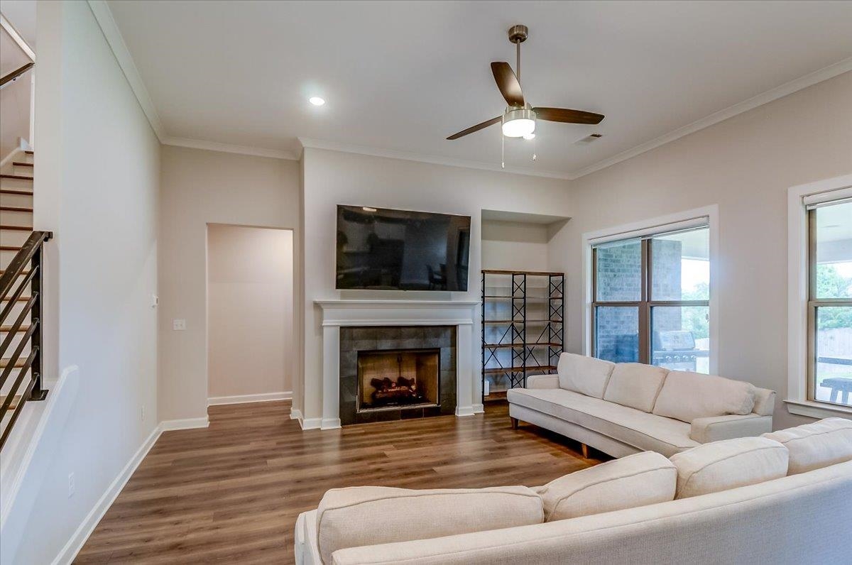 4684 Kings Forest Dr Property Photo 15