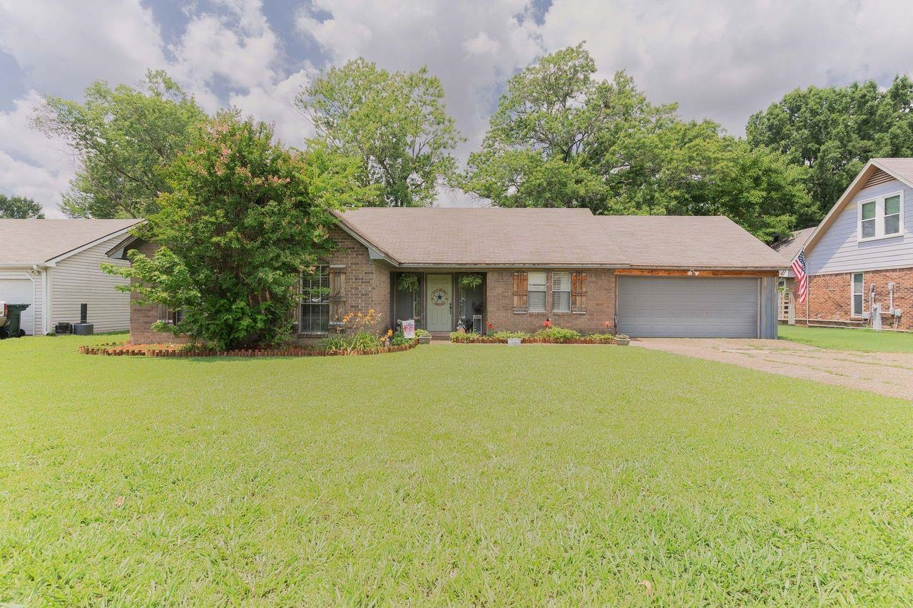 3527 Venson Dr Property Photo 1