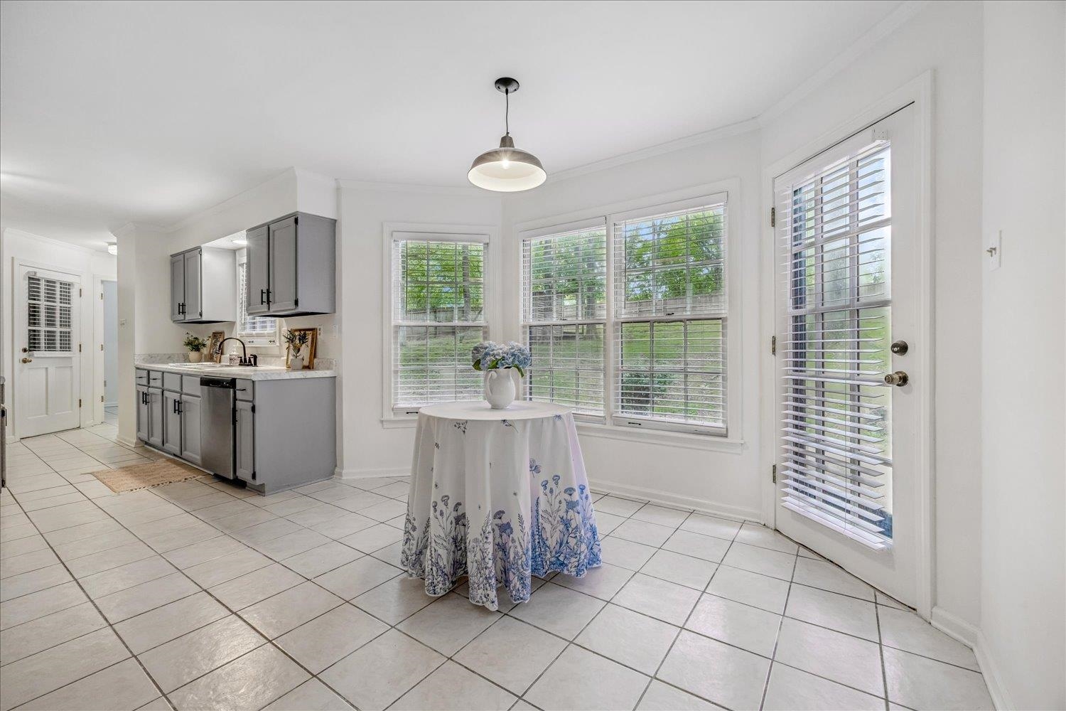 8670 Riverwood Farms Pky Property Photo 8
