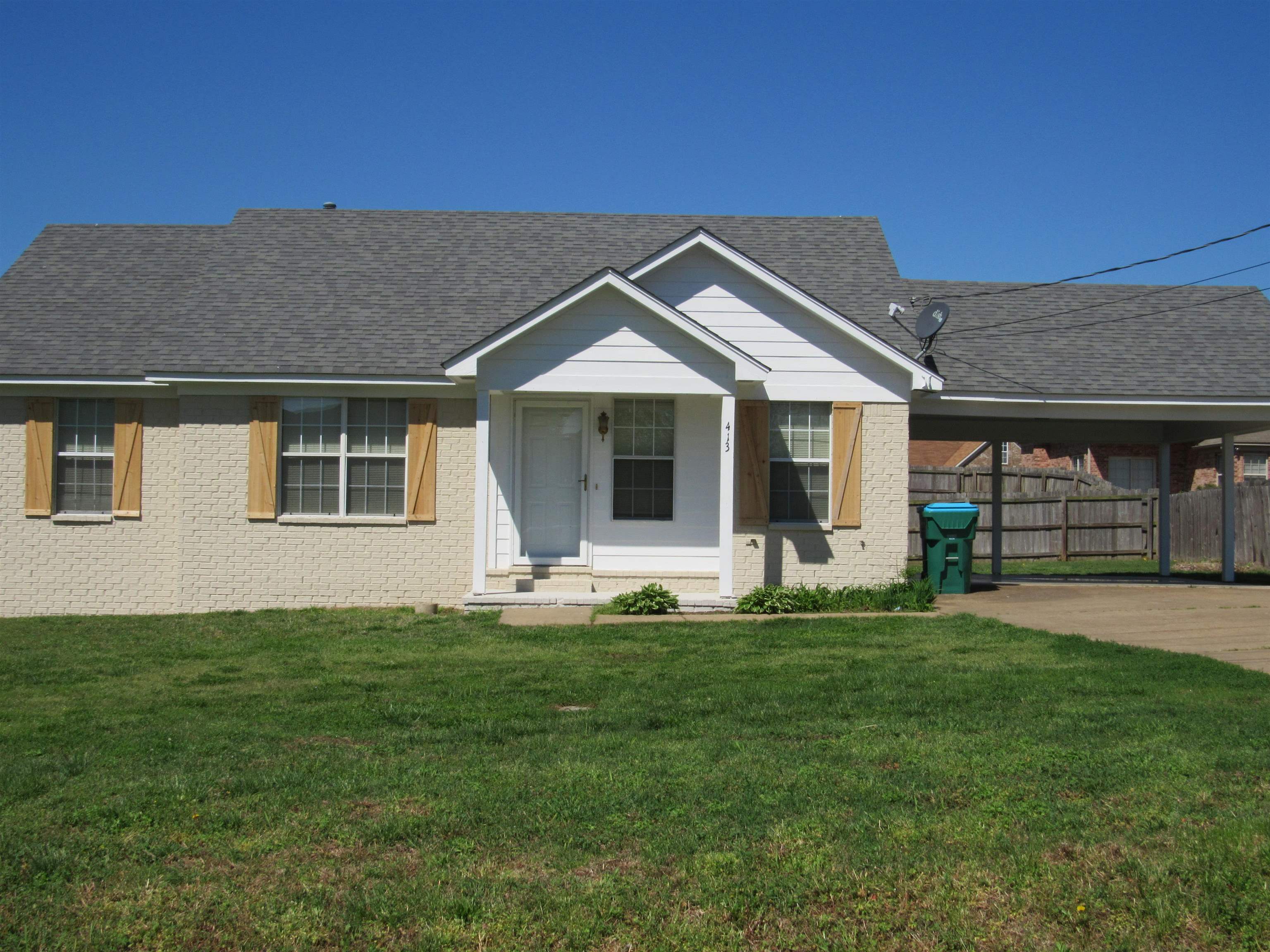 413 Dacus Dr Property Photo 1