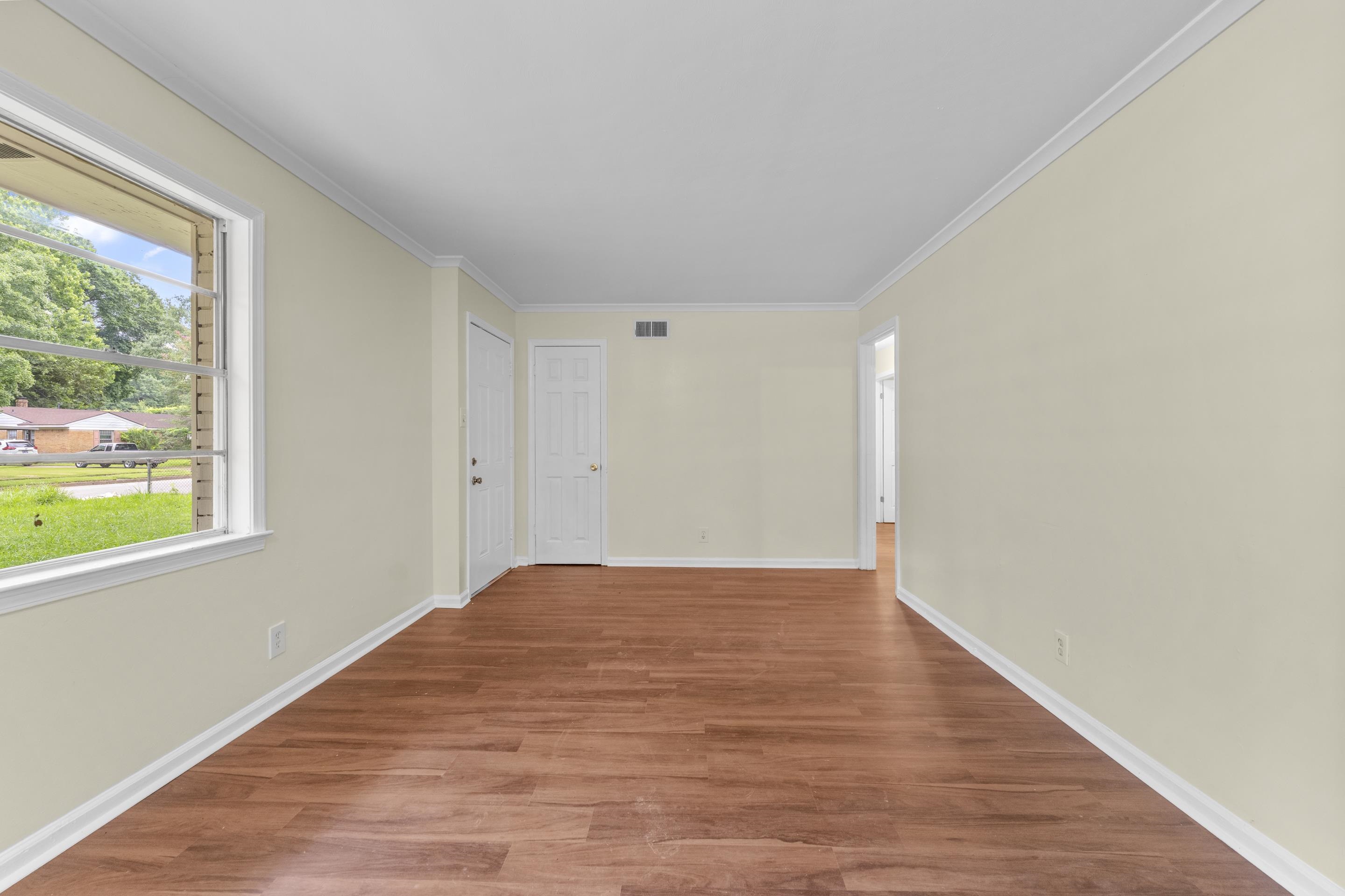 3581 Gowan Dr Property Photo 5
