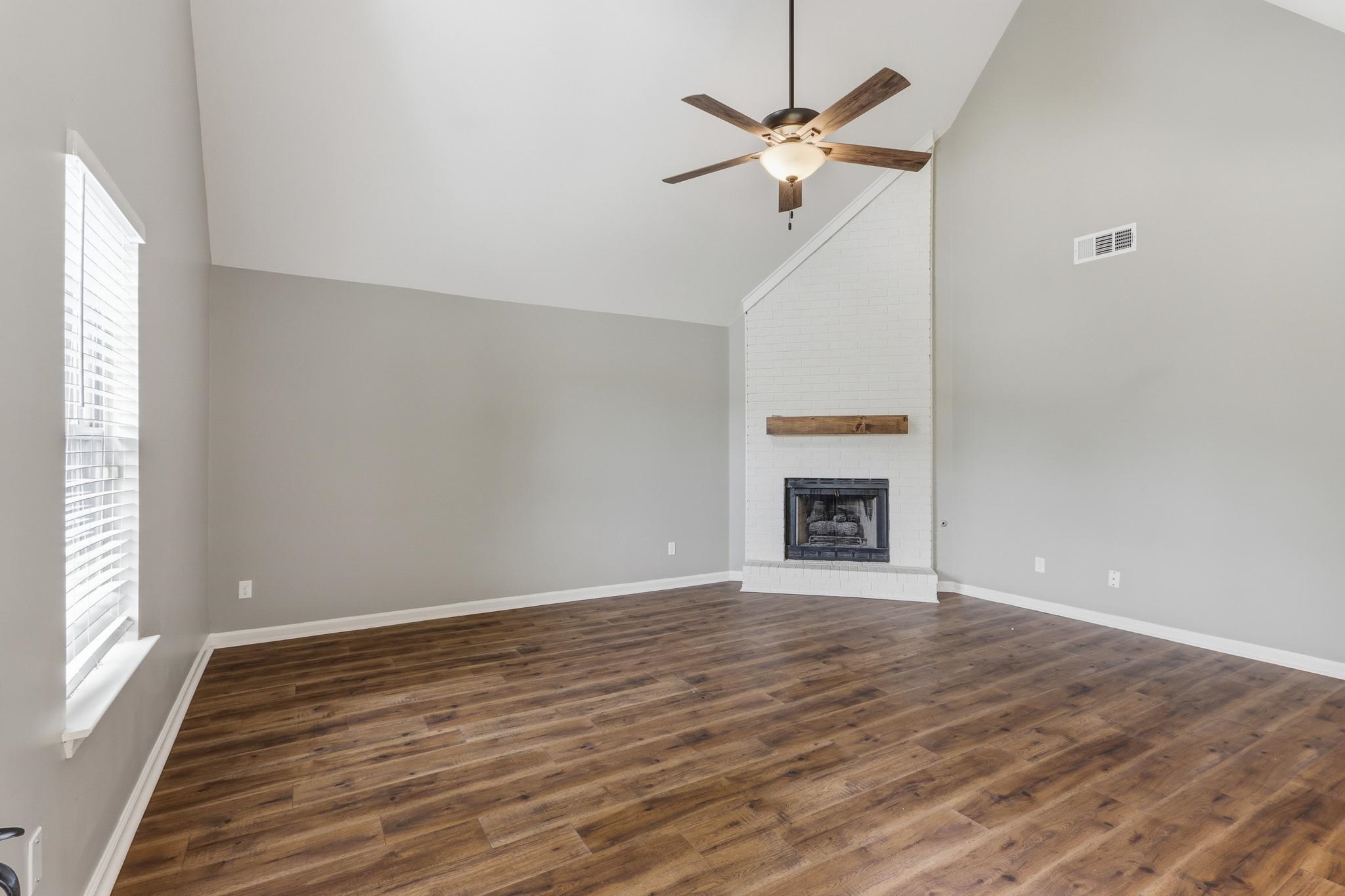 6608 Sungate Dr S Property Photo 6