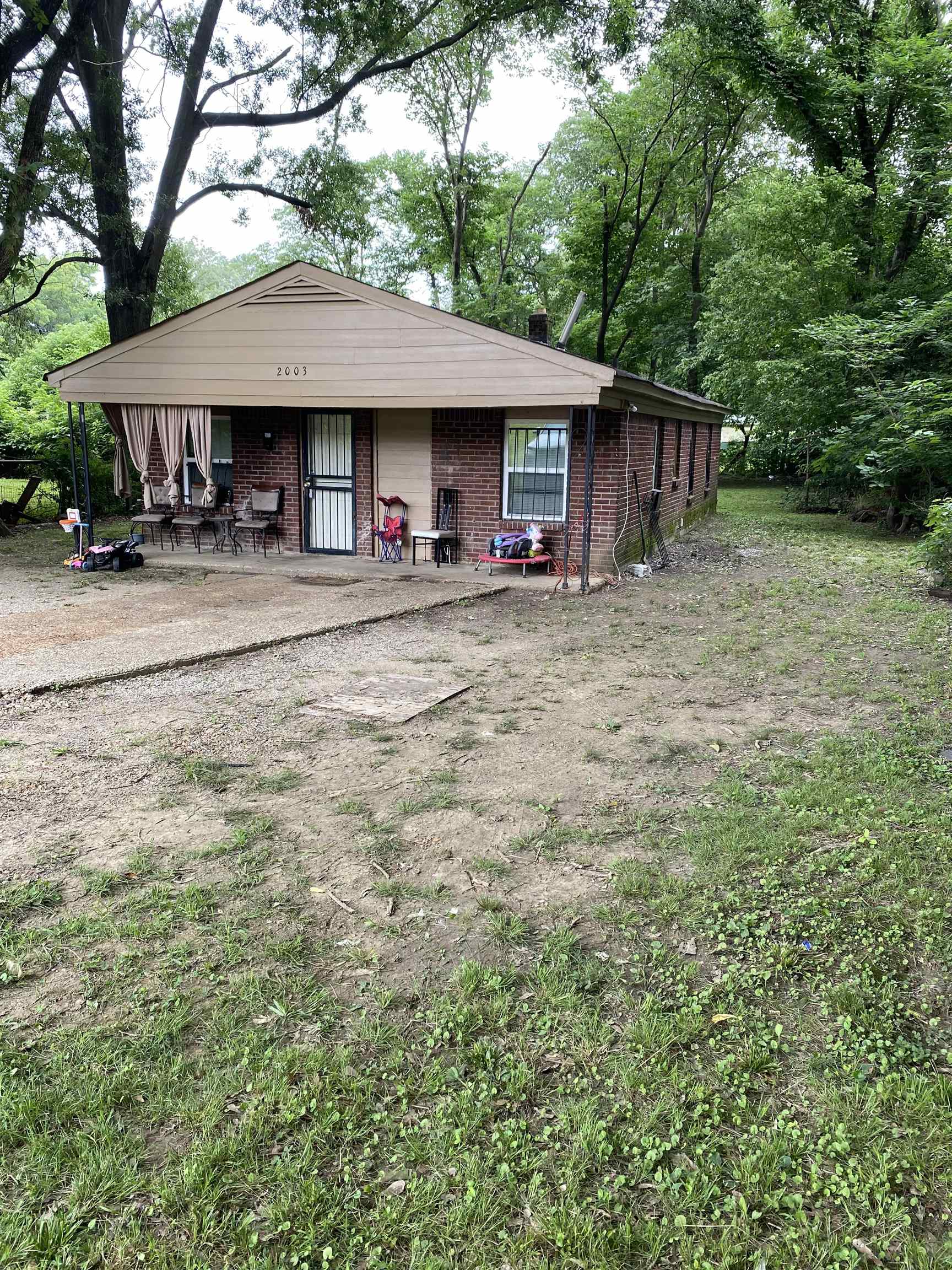 2003 Kansas St Property Photo 2