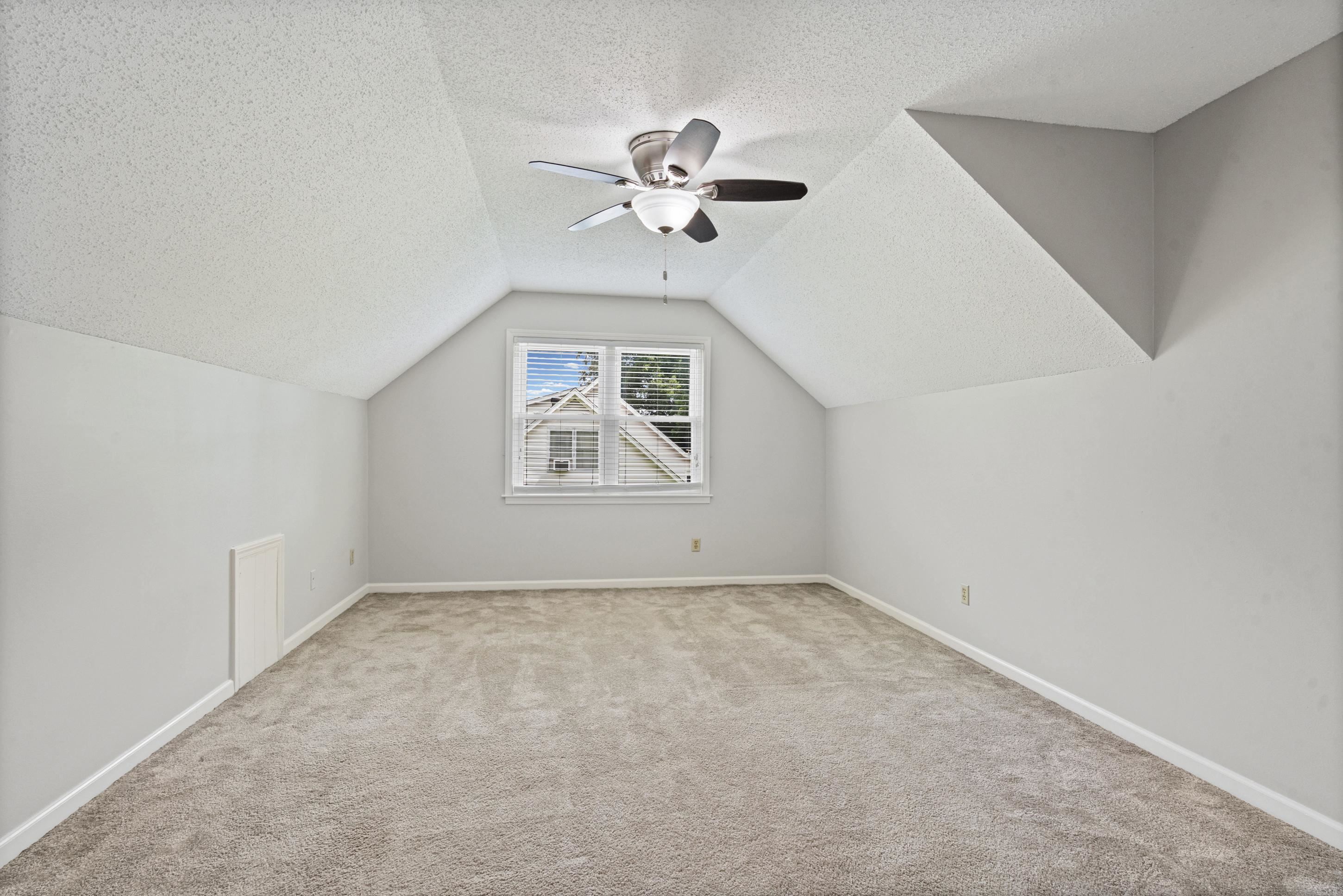 461 Dove Valley Dr Property Photo 21
