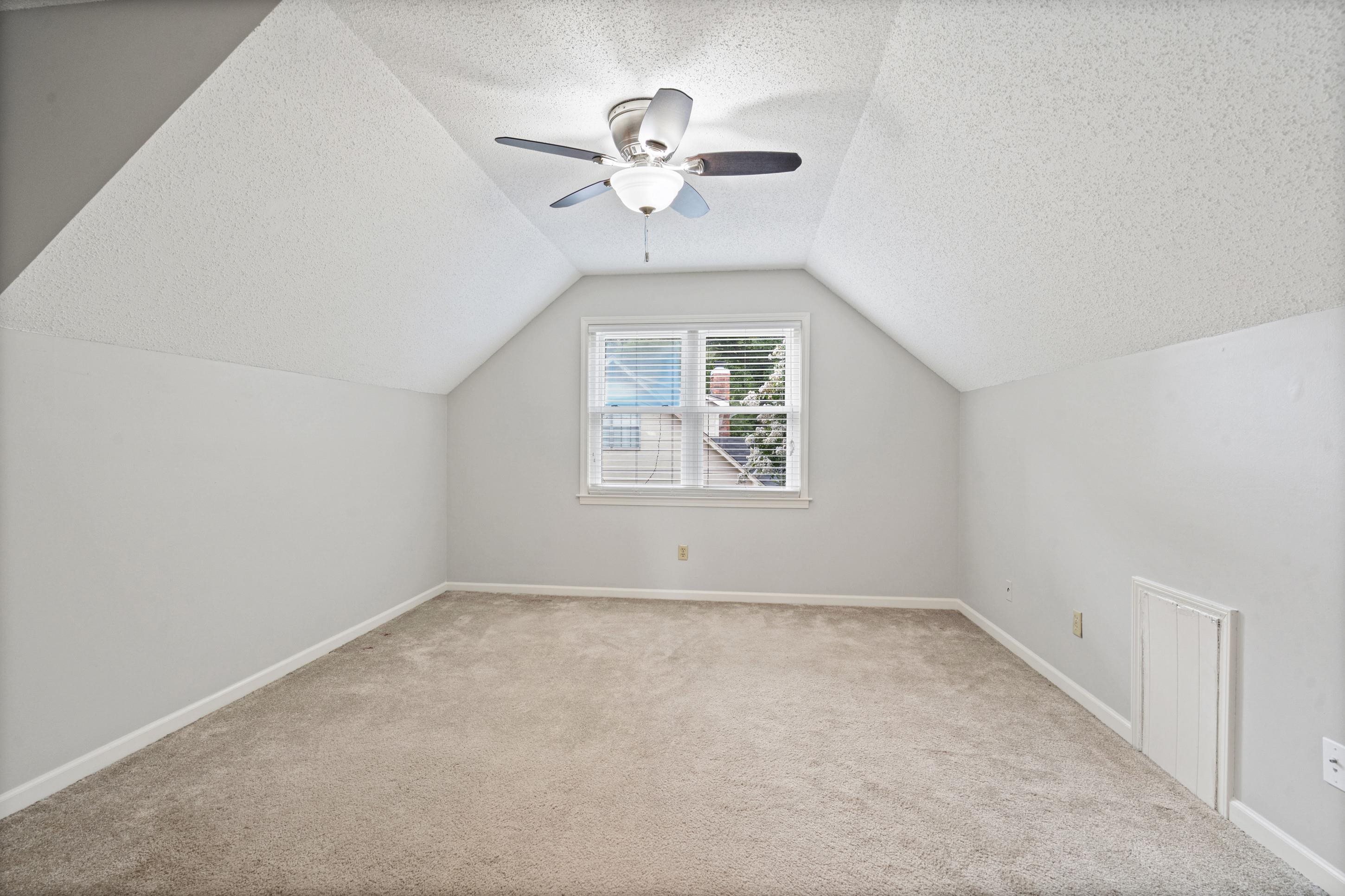 461 Dove Valley Dr Property Photo 23