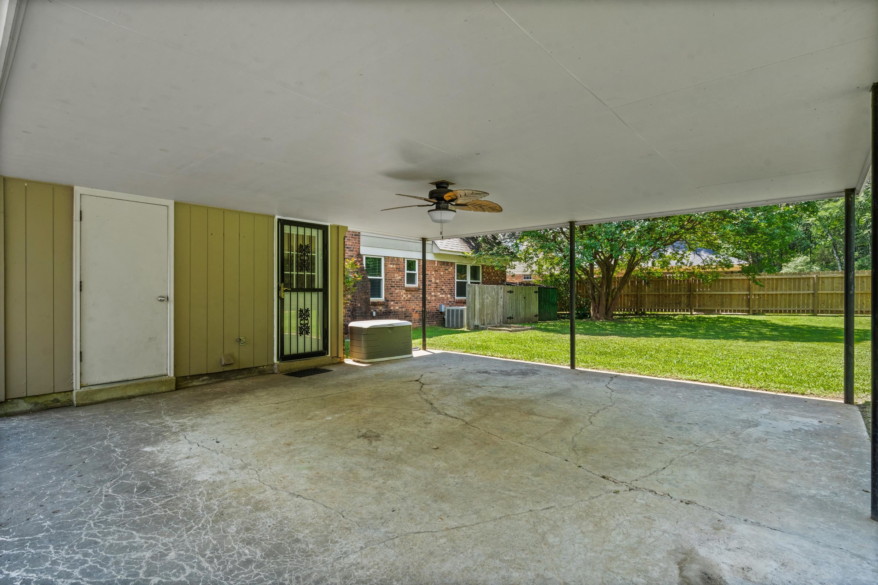 461 Dove Valley Dr Property Photo 28
