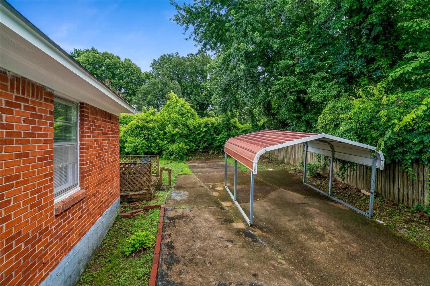 2518 Manchester Rd Property Photo 23