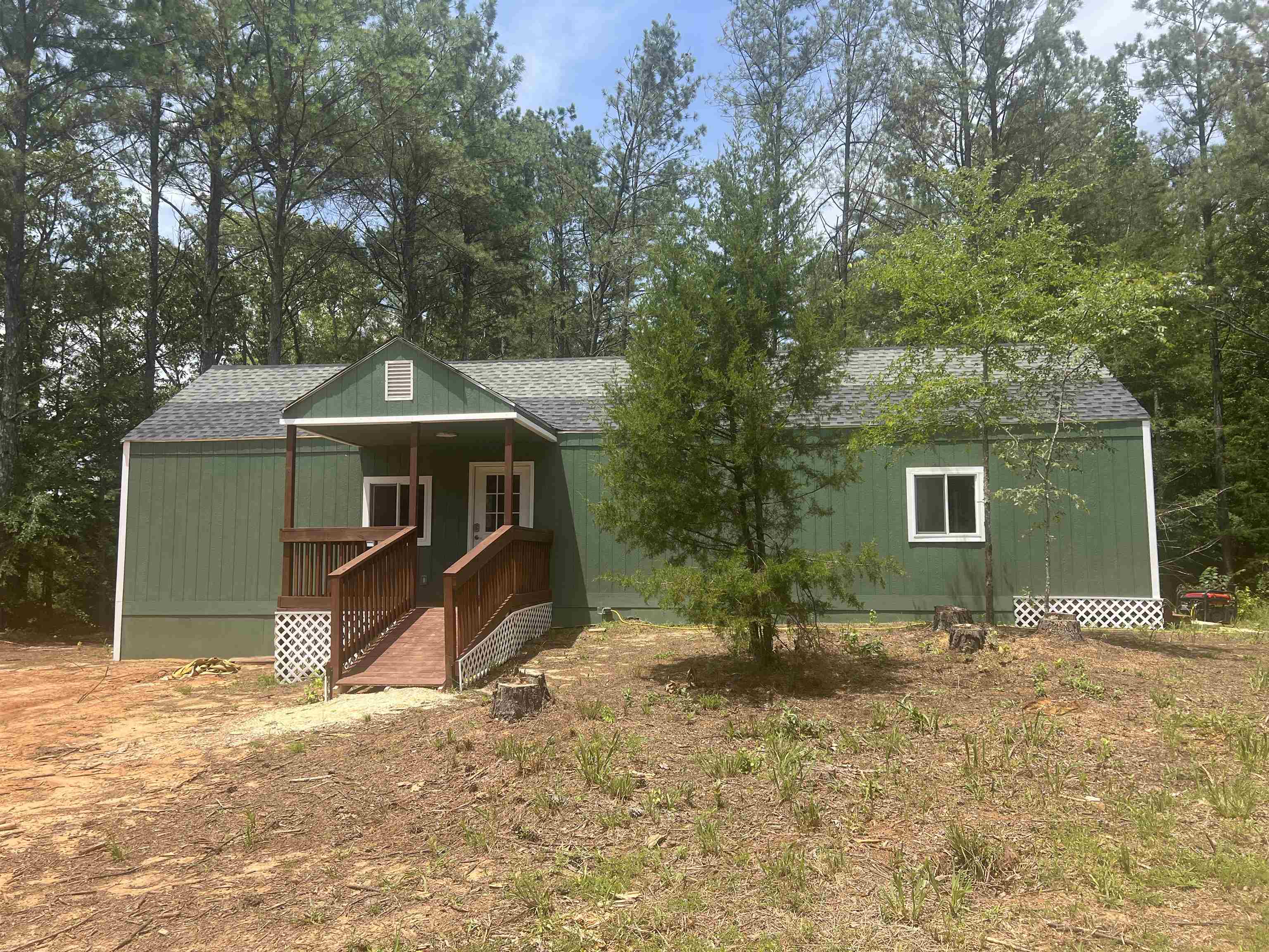 1525 Bullman Rd Property Photo 3