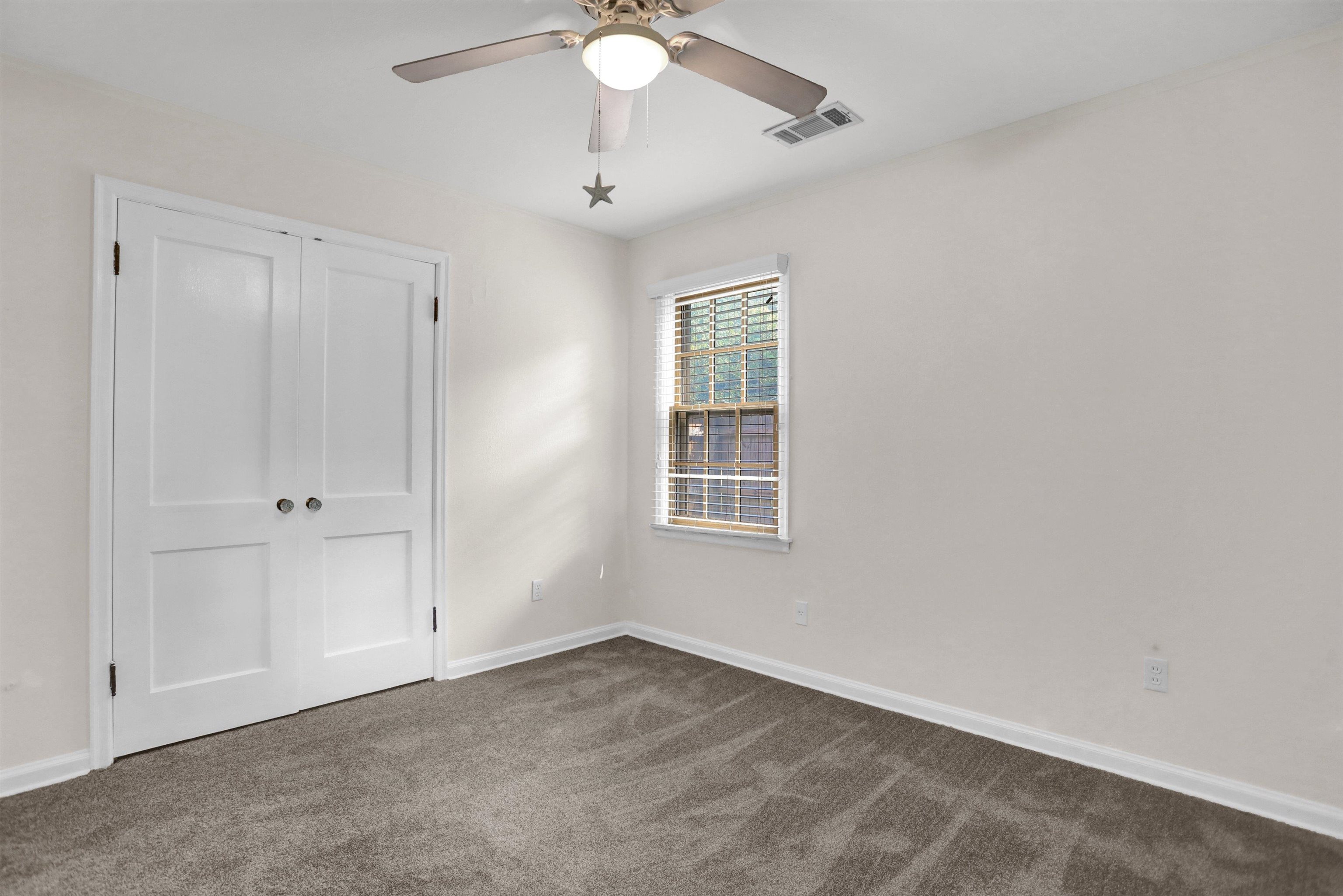 4545 Flamingo Rd Property Photo 24