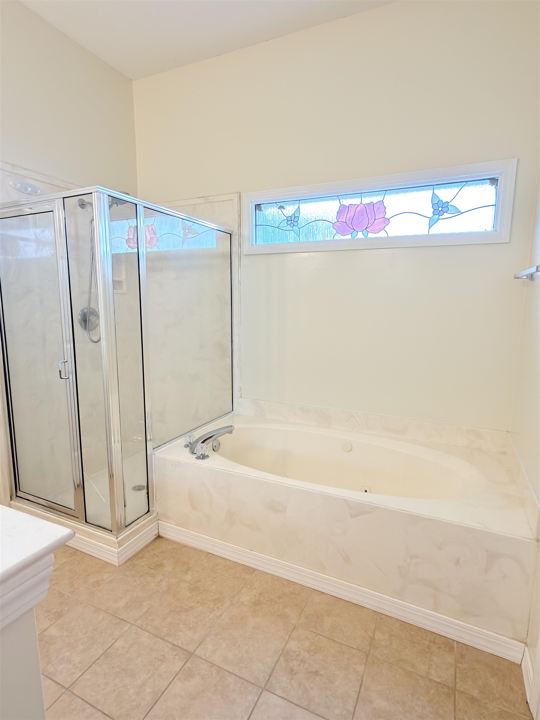 8612 Overcup Oaks Dr Property Photo 10