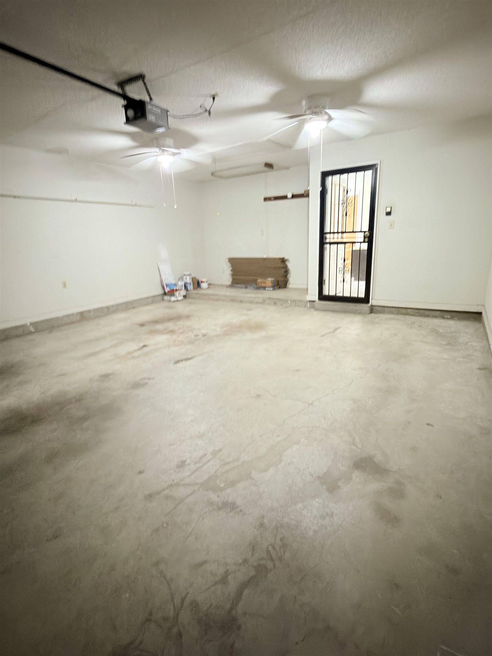 8612 Overcup Oaks Dr Property Photo 16